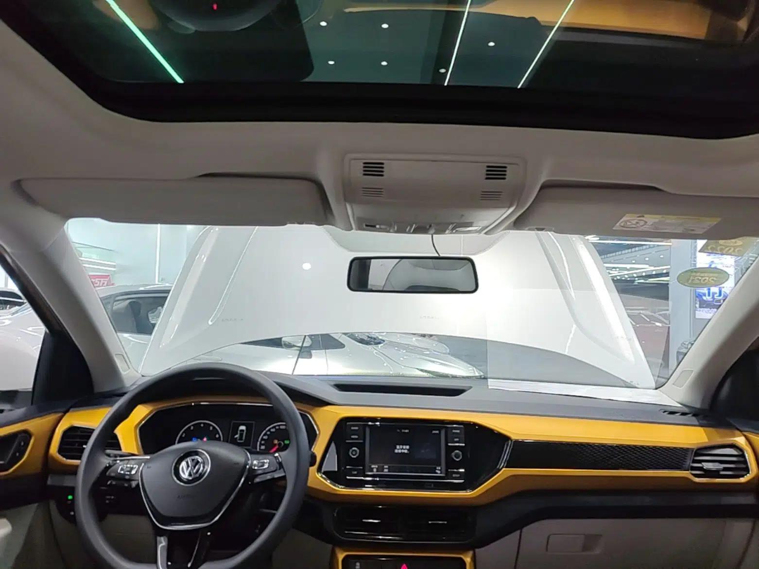 Volkswagen T-Cross 2019 280TSI DSG Comfort Edition — миниатюра 21