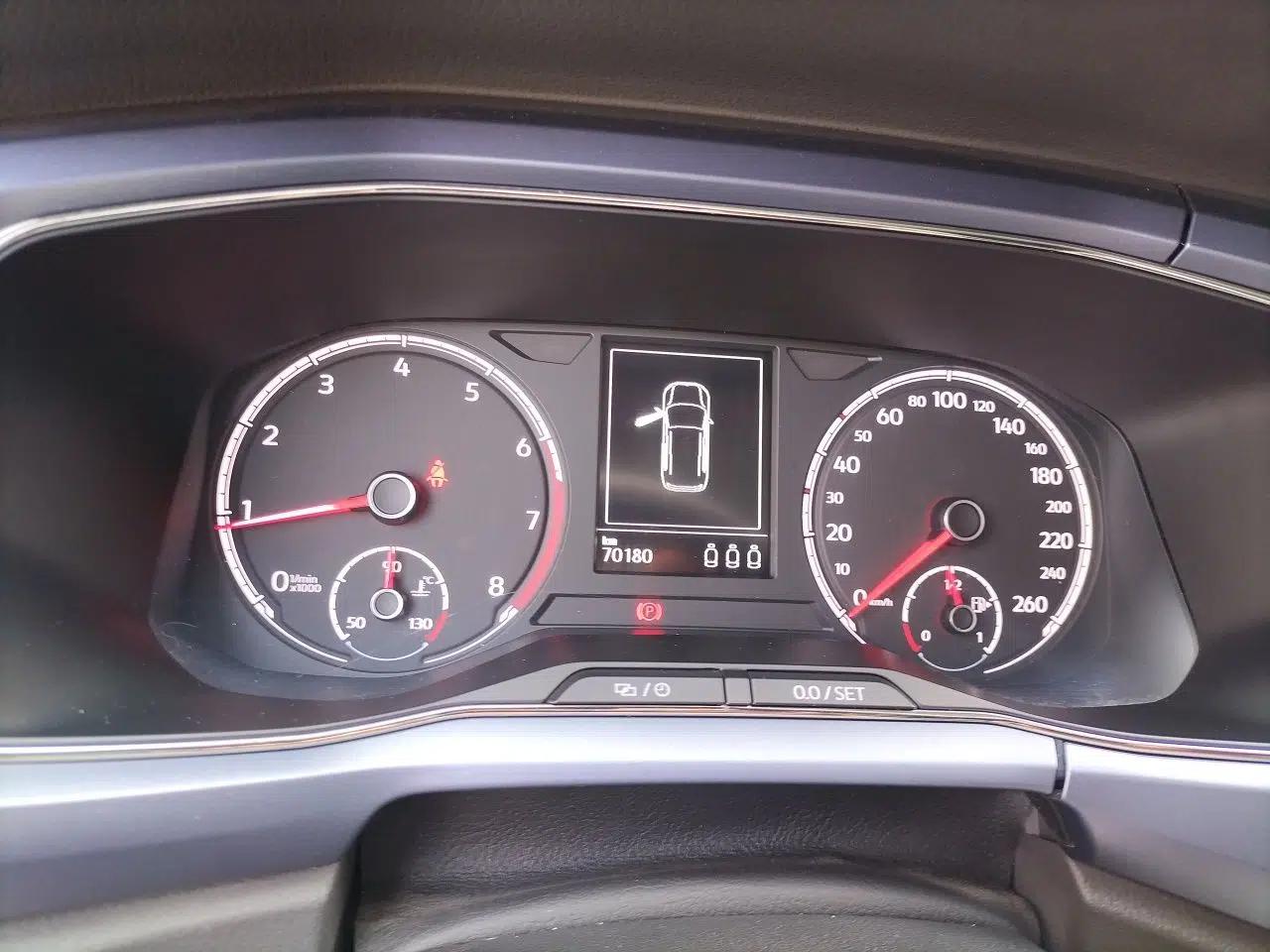 Volkswagen T-Cross 2019 1.5L Automatic Comfort Edition — миниатюра 11