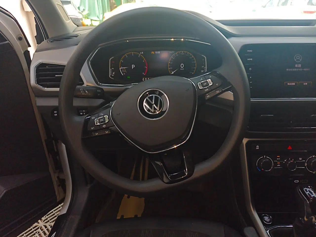 Volkswagen T-Cross 2023 300TSI DSG Comfort Edition — миниатюра 10