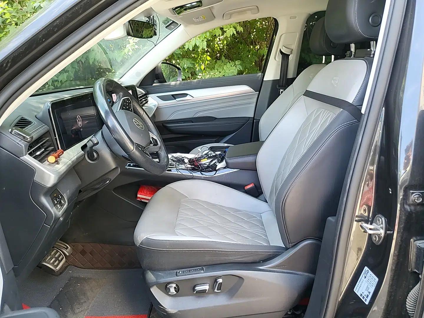 Volkswagen Tavendor 2023 380TSI Four-Wheel Drive R-Line Cruise Edition — миниатюра 15