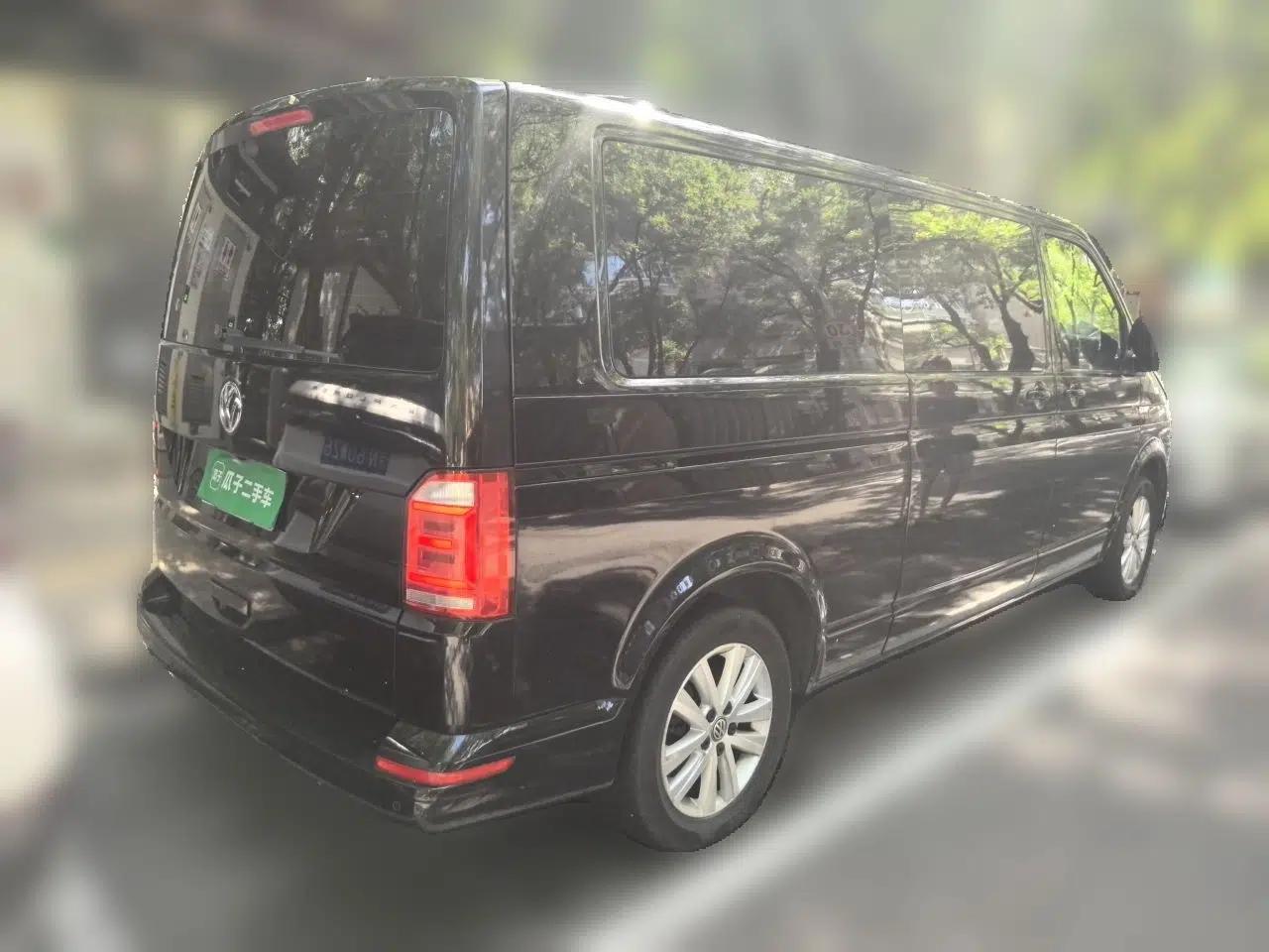 Volkswagen Caravelle 2017 2.0 TSI 4x4 Luxury Edition 7-Seater — миниатюра 6