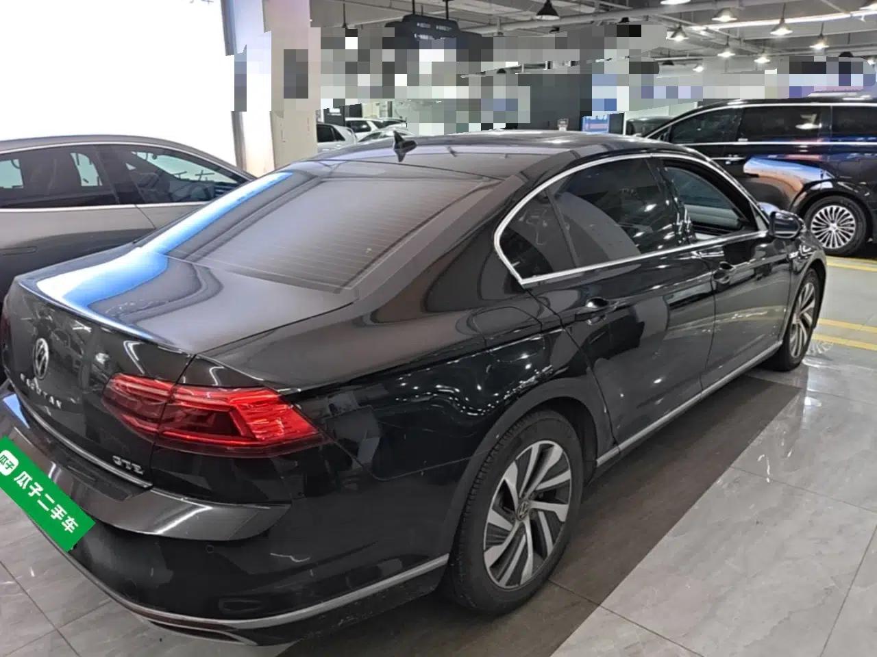 Volkswagen Magotan GTE Plug-in Hybrid 2022 GTE Luxury Model — миниатюра 6