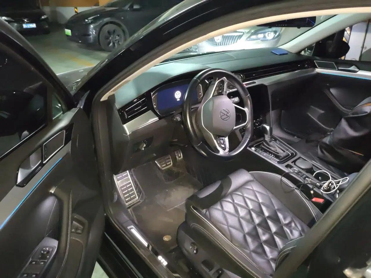 Volkswagen Magotan GTE Plug-in Hybrid 2022 GTE Luxury Model — миниатюра 16