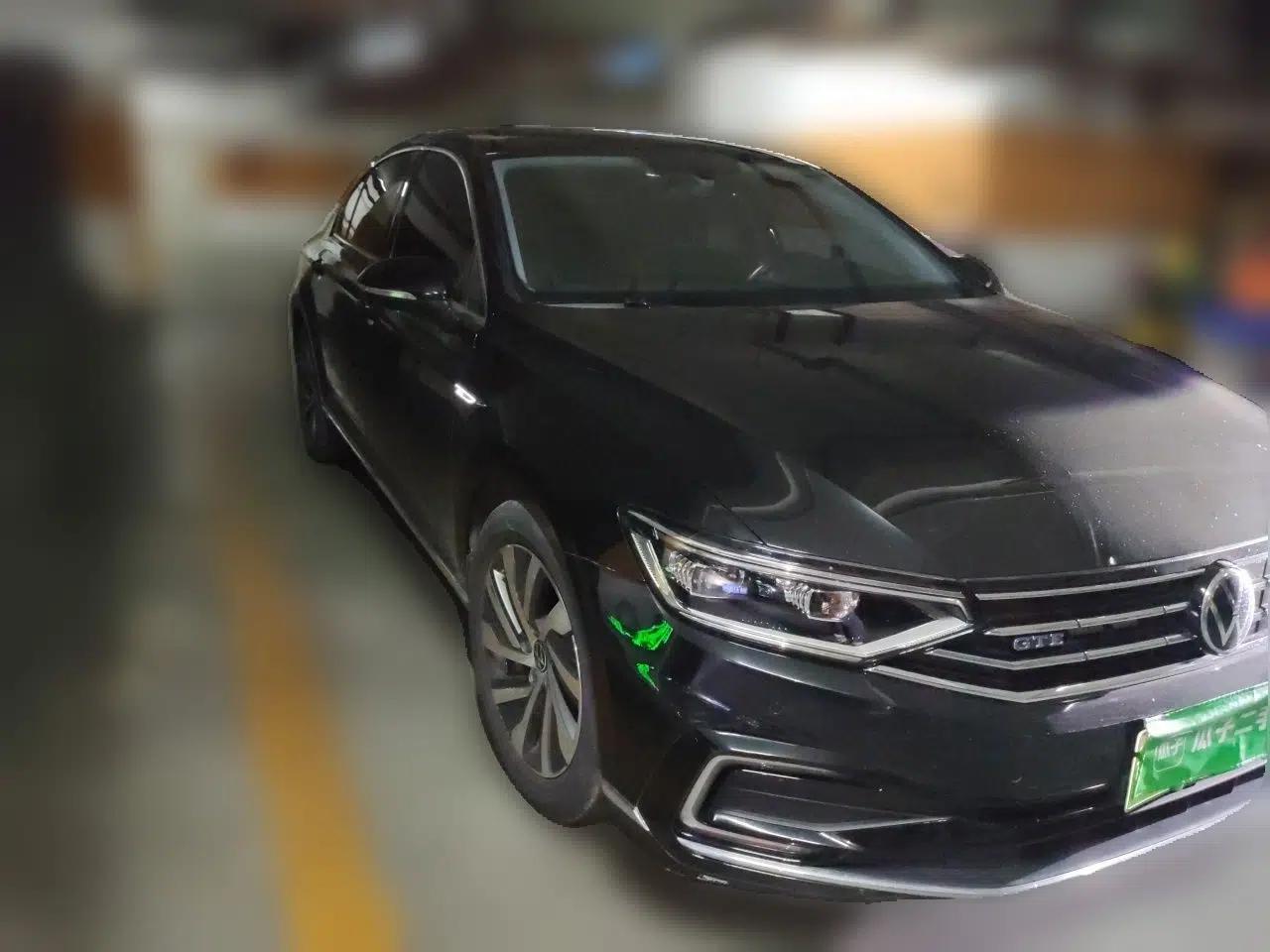 Volkswagen Magotan GTE Plug-in Hybrid 2022 GTE Luxury Model — миниатюра 3