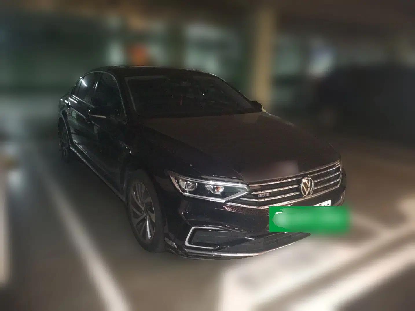 Volkswagen Magotan GTE Plug-in Hybrid 2022 GTE Luxury Model — миниатюра 3