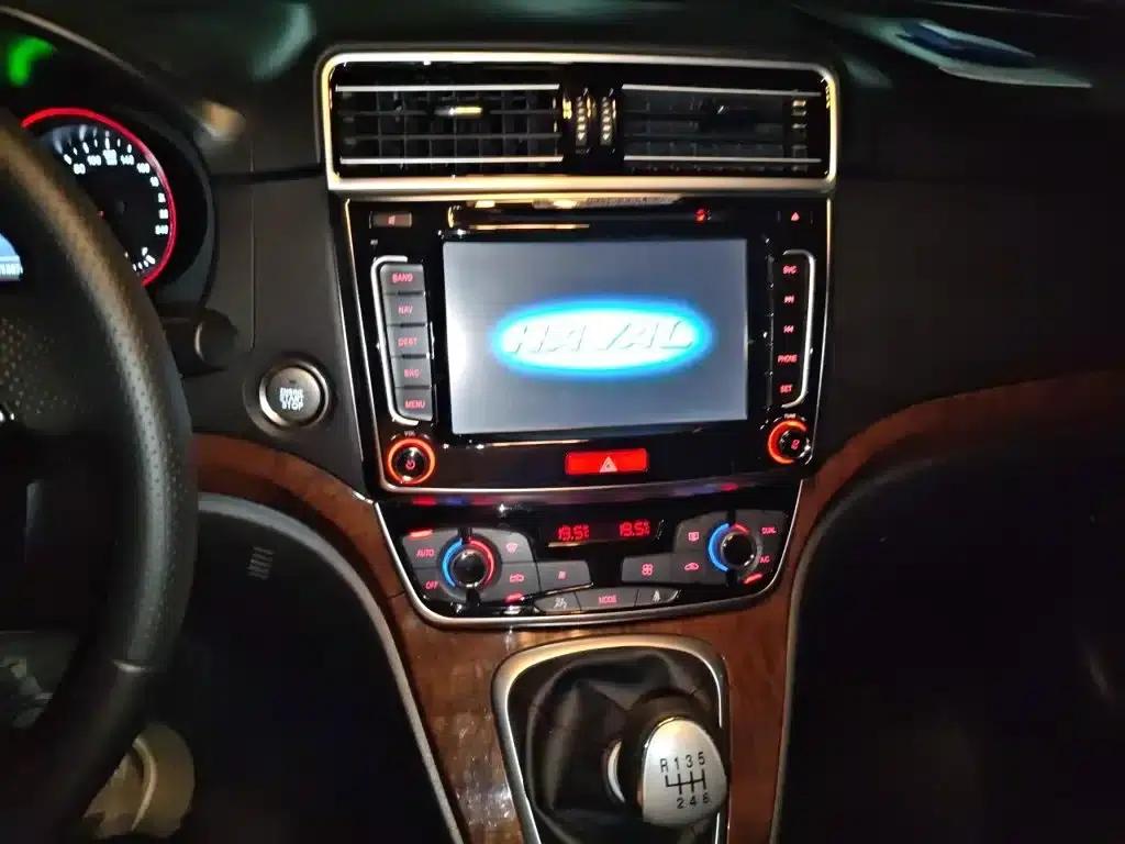 Haval H6 2015 Facelift Sport Edition 1.5T Manual 4WD Elite — миниатюра 9