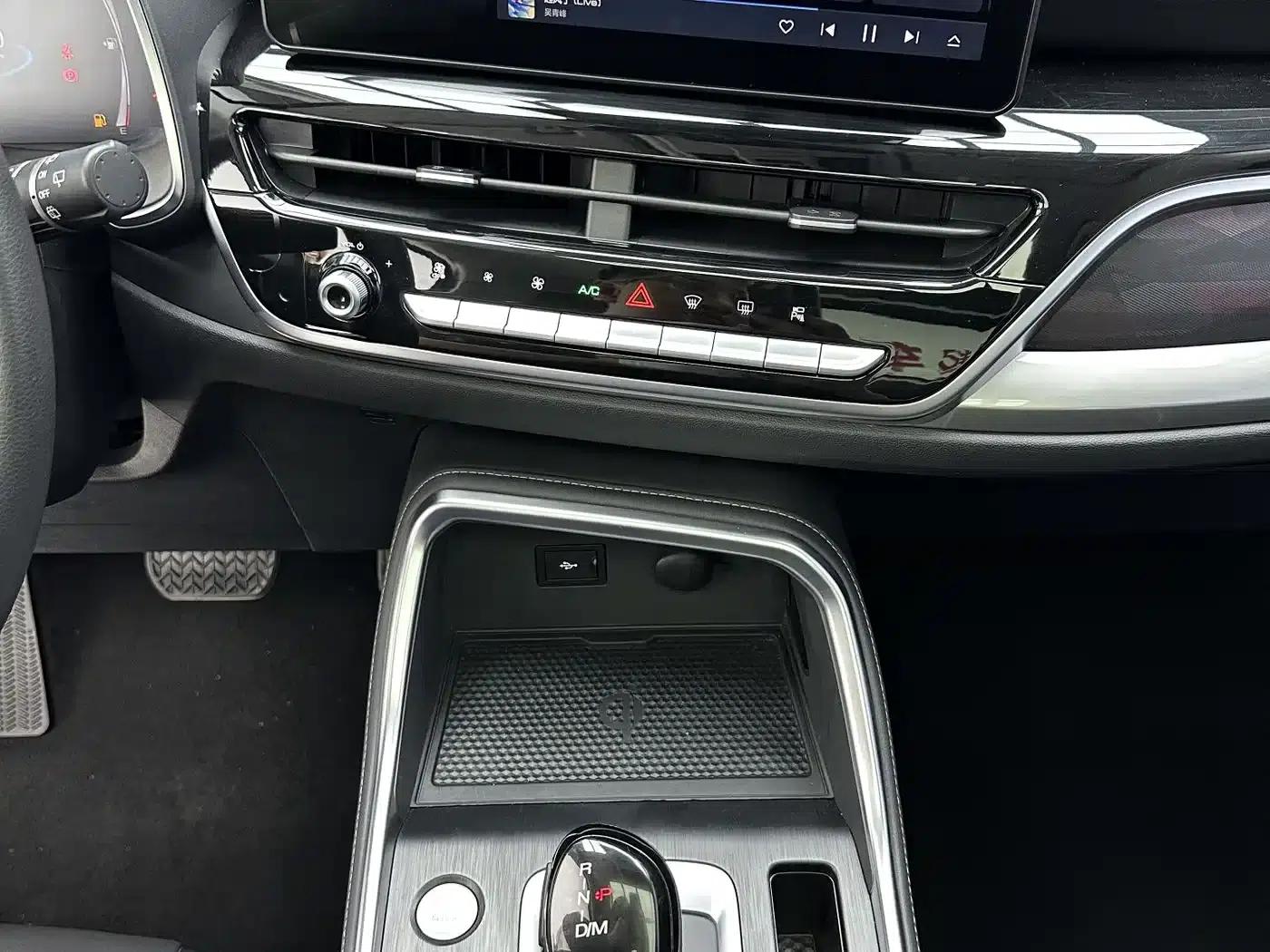 Haval H6 2021 National Trend Edition 1.5T Automatic Champion Edition — миниатюра 16