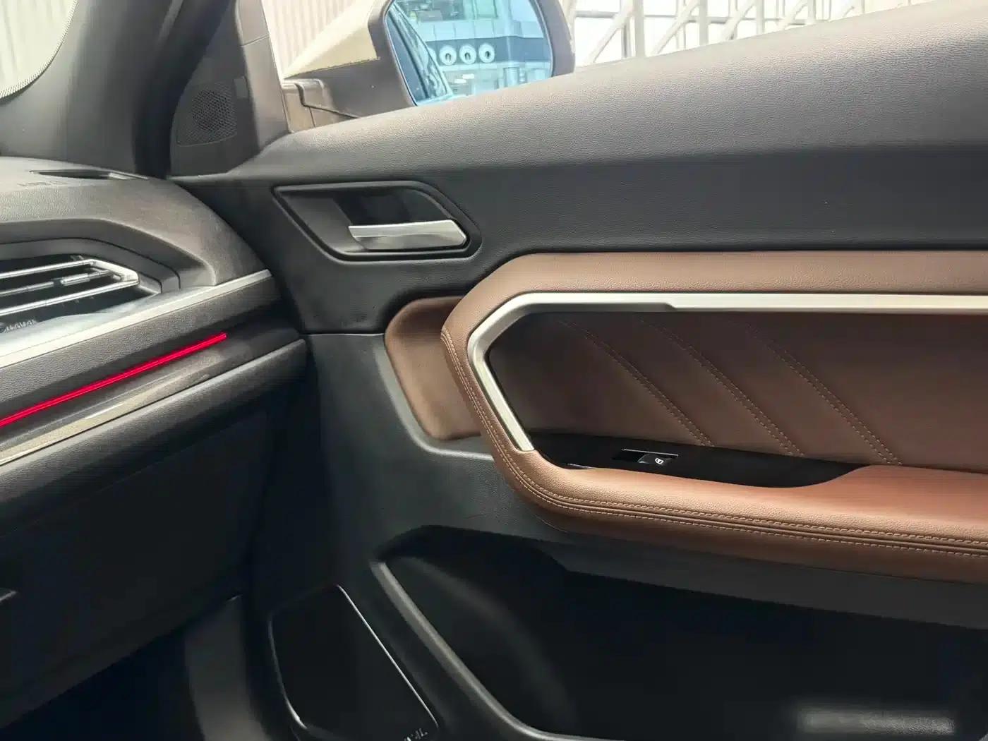 Haval H6 2017 Red Label 1.5T Automatic 2WD Premium Edition — миниатюра 18