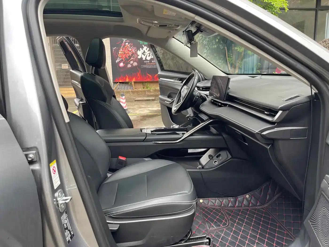 Haval H6 2021 Model, Third Generation, 2.0T Automatic Four-Wheel Drive Max — миниатюра 12