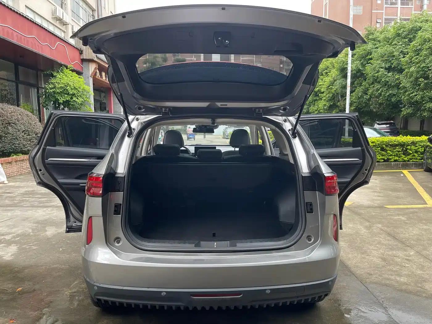 Haval H6 2021 Model, Third Generation, 2.0T Automatic Four-Wheel Drive Max — миниатюра 14
