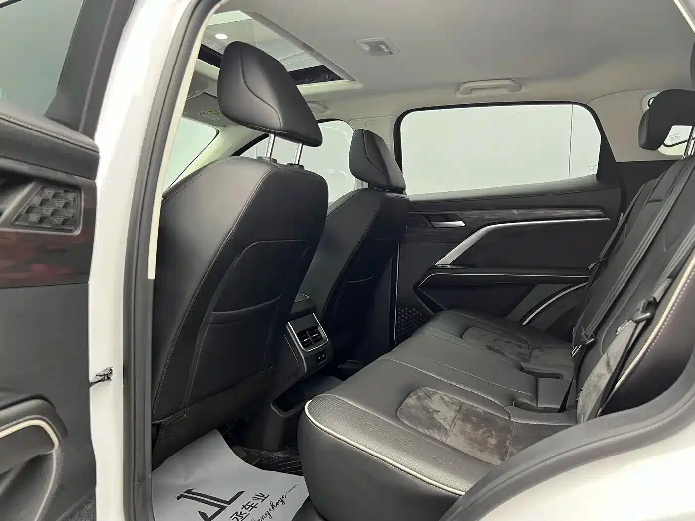 Haval H6 2023 National Trend Edition 1.5T Automatic Urban Edition — миниатюра 8