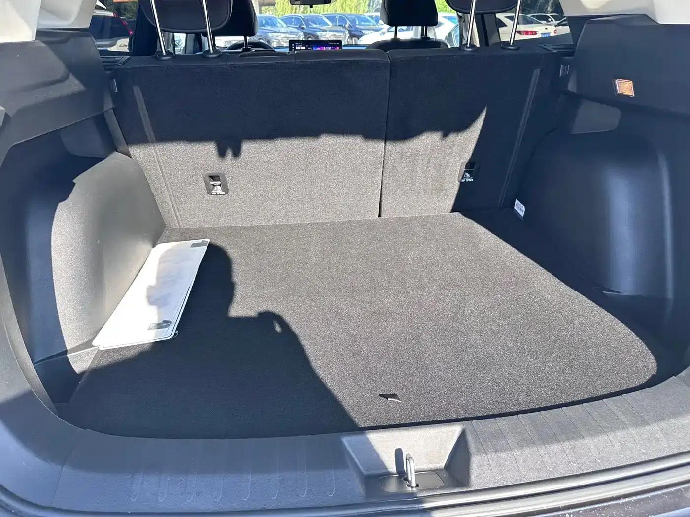 Haval H6 2023 National Trend Edition 1.5T Automatic Urban Edition — миниатюра 13