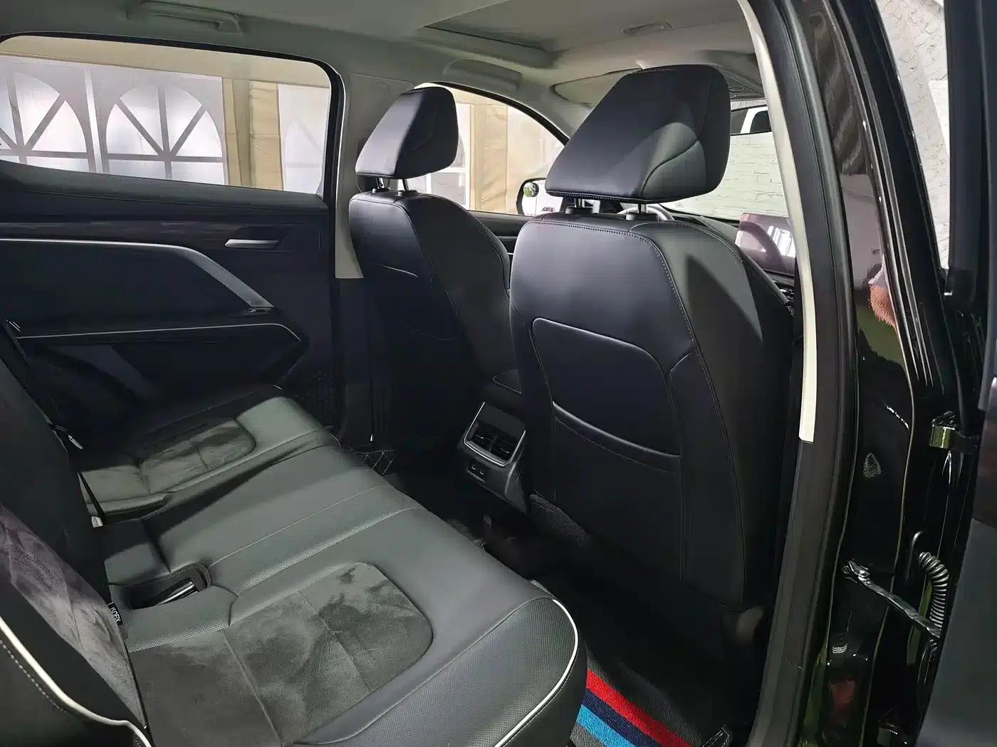Haval H6 2023 National Trend Edition 1.5T Automatic Urban Edition — миниатюра 9
