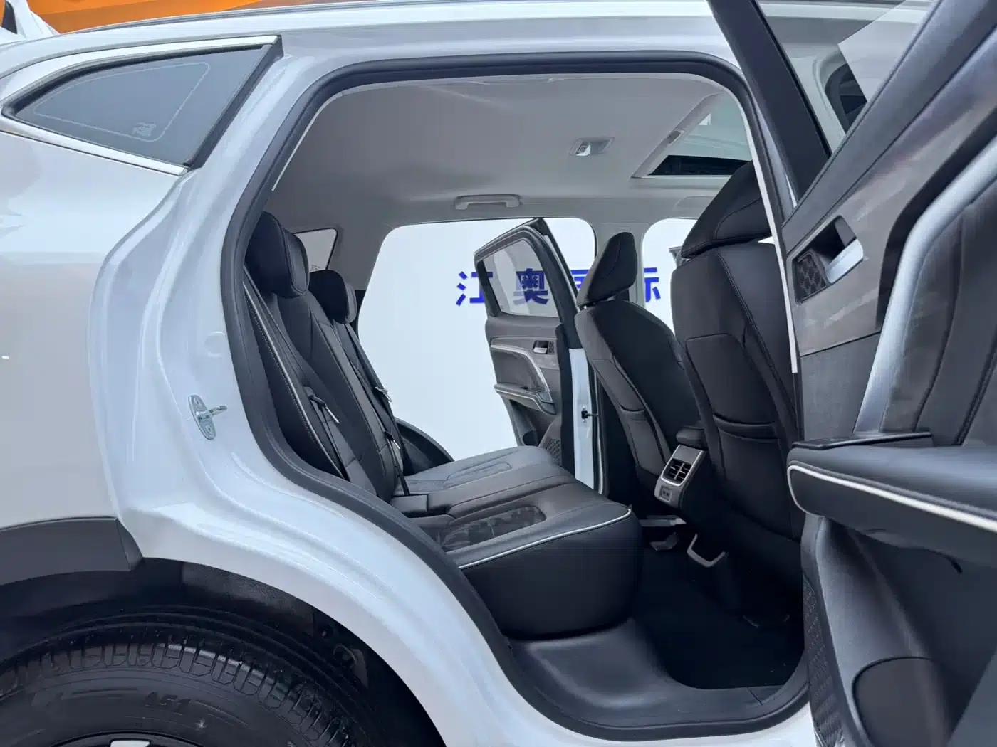 Haval H6 2023 National Trend Edition 1.5T Automatic Urban Edition — миниатюра 17