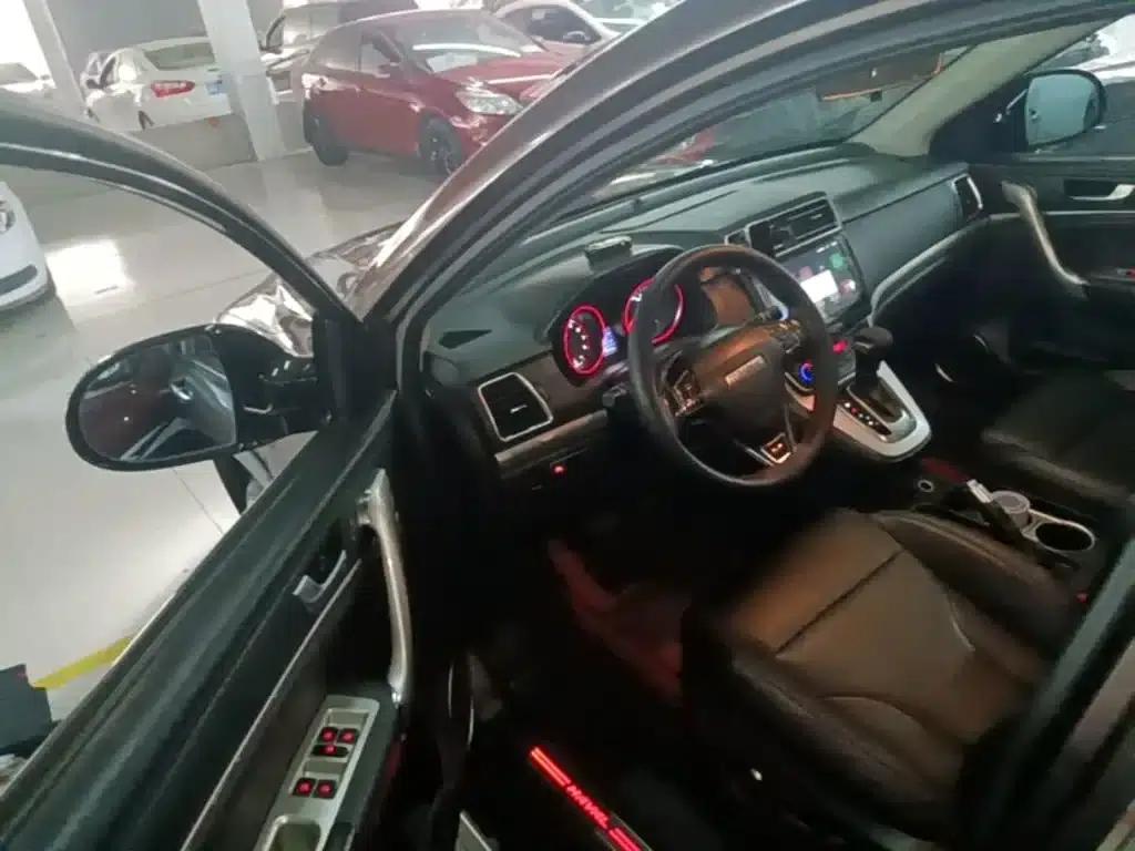 Haval H6 2015 Sport Edition 1.5T Automatic 2WD Luxury — миниатюра 16