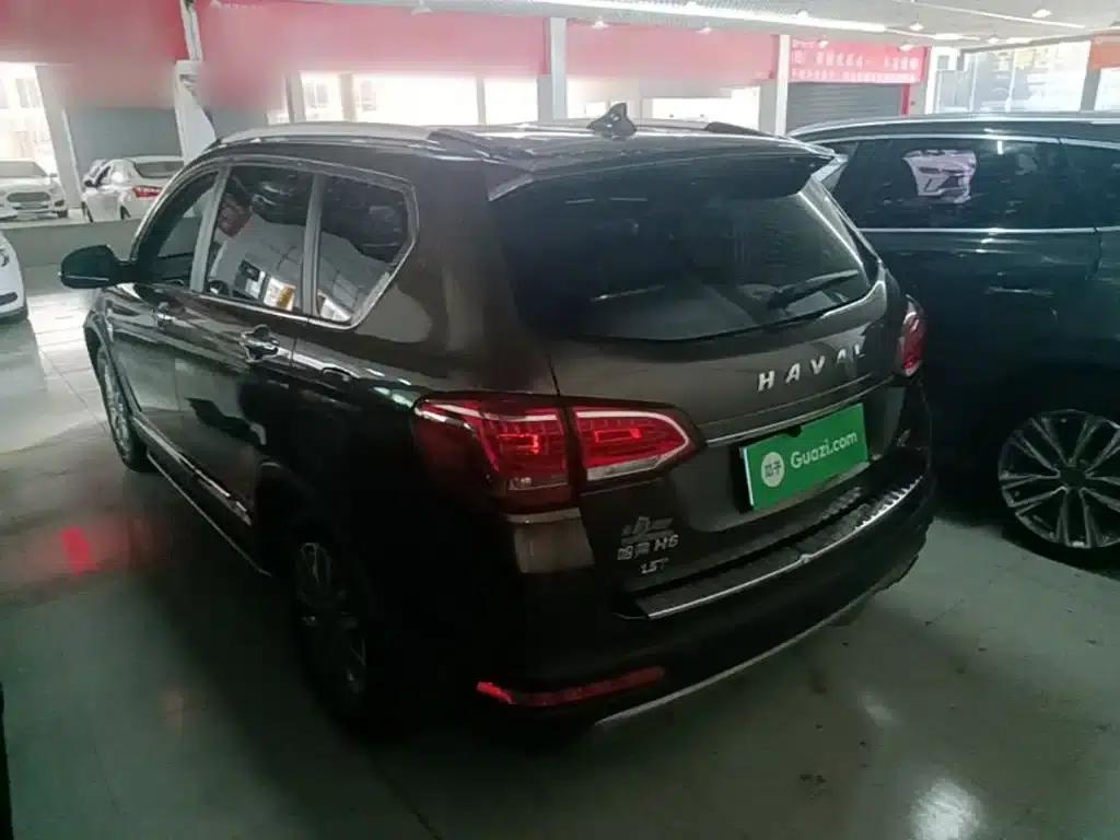 Haval H6 2015 Sport Edition 1.5T Automatic 2WD Luxury — миниатюра 5