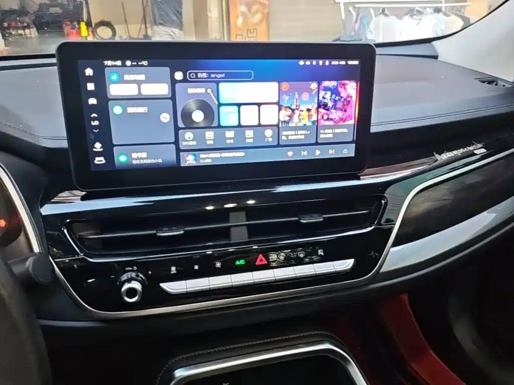 Haval H6 2023 National Trend Edition 1.5T Automatic Champion Edition — миниатюра 13