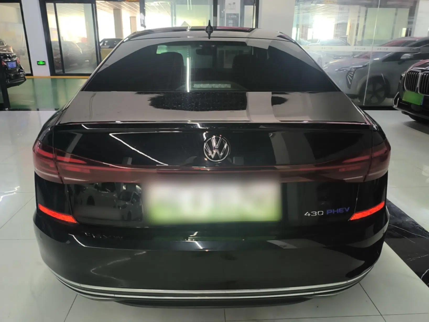 Volkswagen Passat New Energy 2023 430 PHEV Hybrid Luxury Edition — миниатюра 5