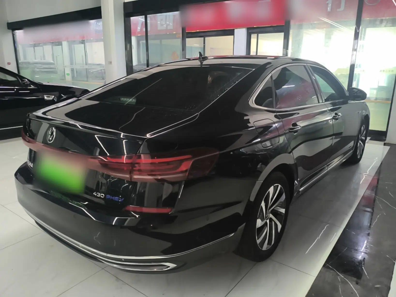 Volkswagen Passat New Energy 2023 430 PHEV Hybrid Luxury Edition — миниатюра 6