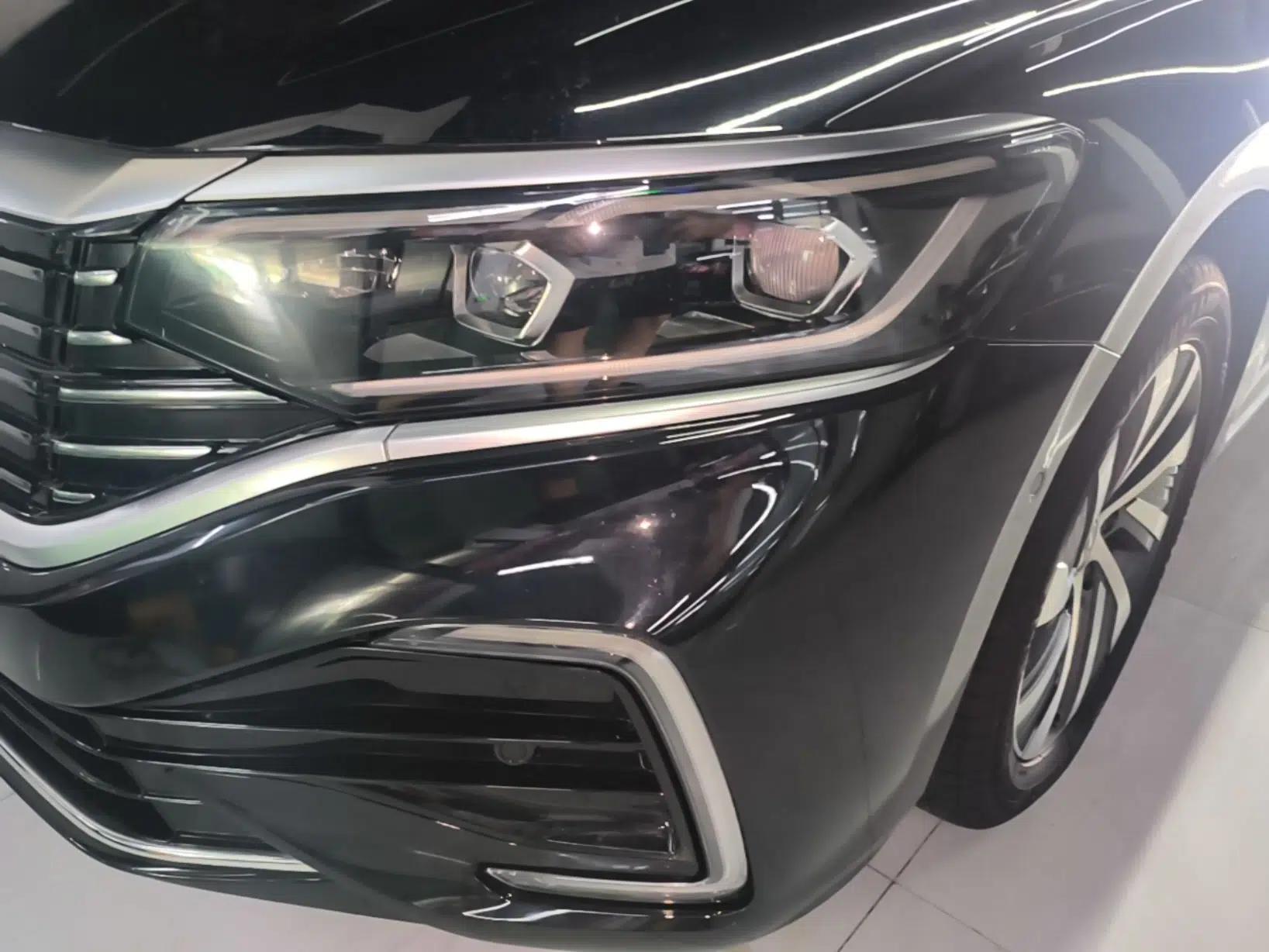 Volkswagen Passat New Energy 2023 430 PHEV Hybrid Luxury Edition — миниатюра 8