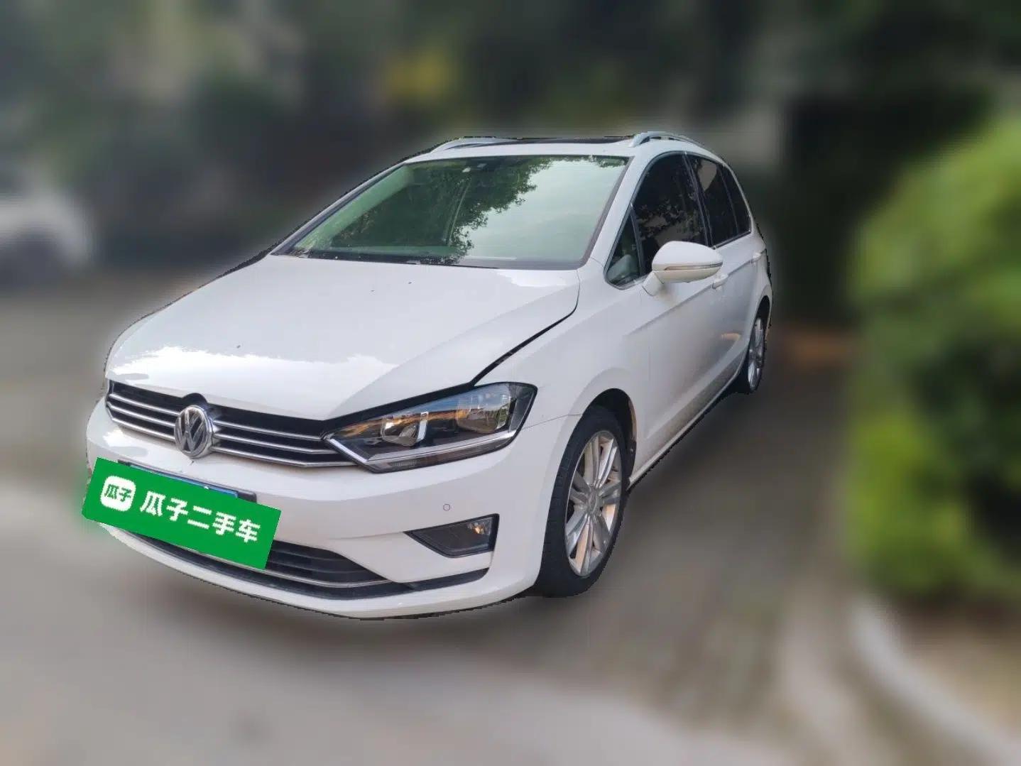 Volkswagen Golf Sportsvan 2018 230TSI Automatic Luxury Model — миниатюра 1