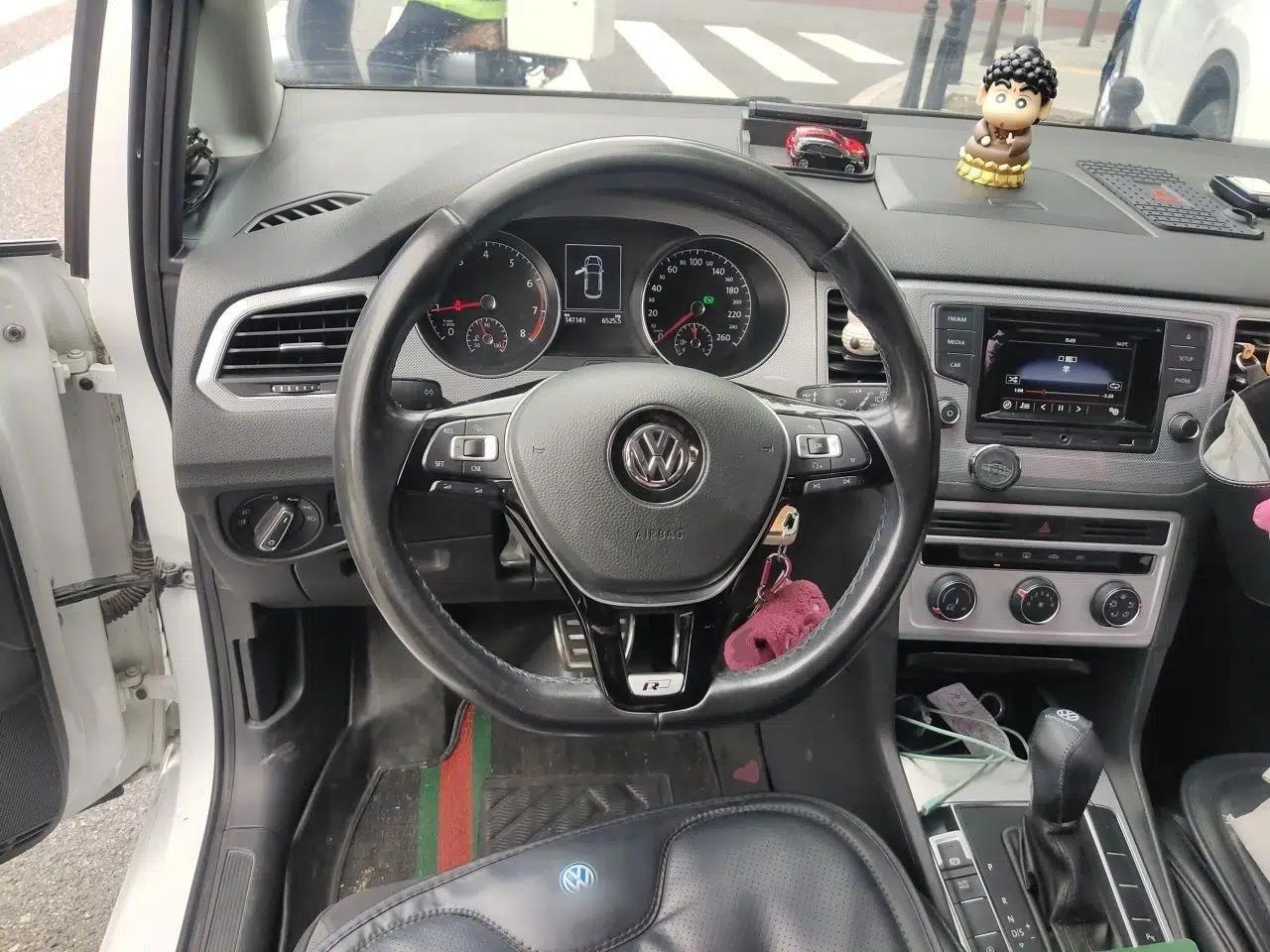 Volkswagen Golf Sportsvan 2016 230TSI Automatic Trend Edition — миниатюра 10