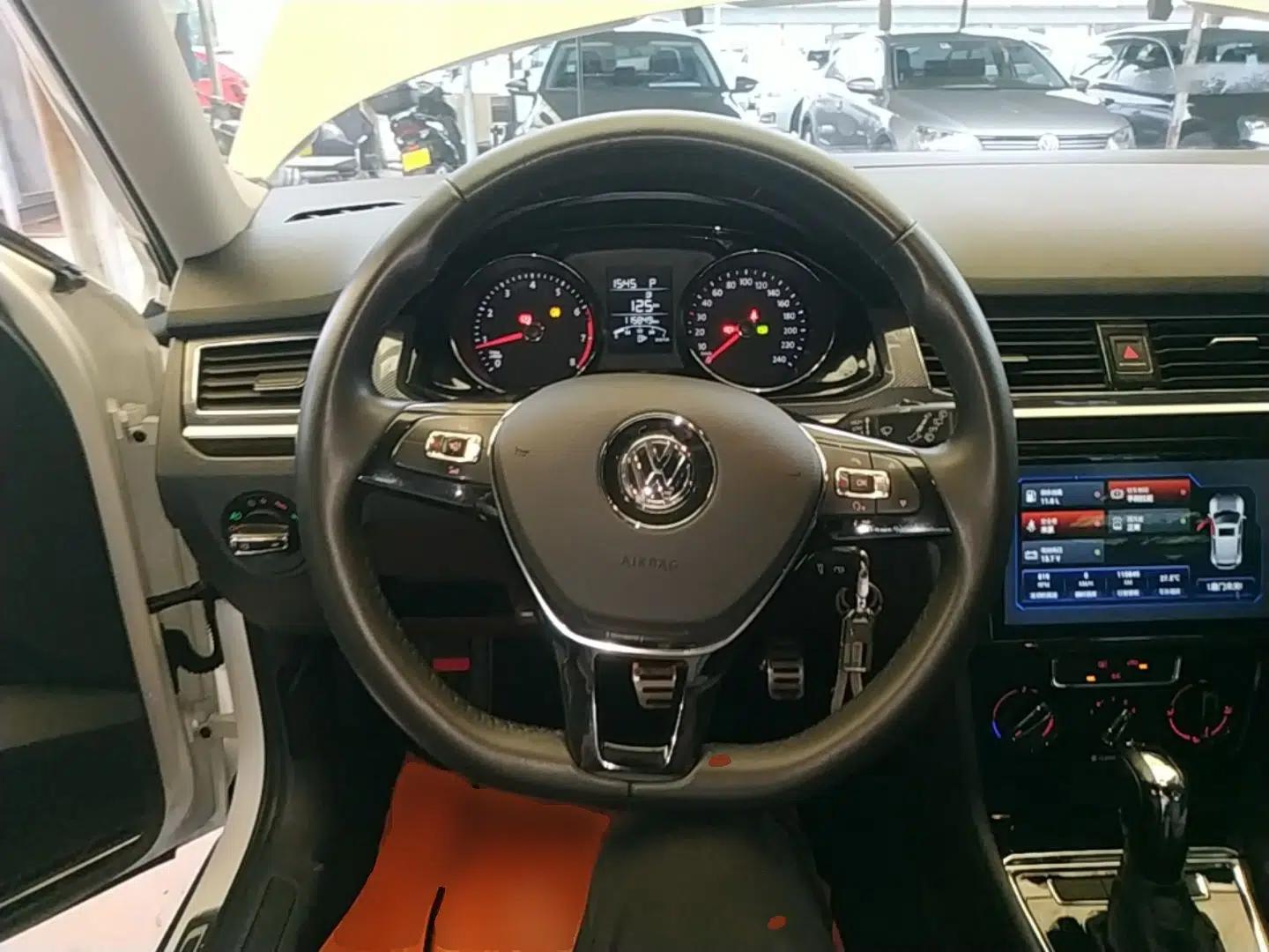 Volkswagen C-TREK 2018 1.5L Automatic Comfort Model — миниатюра 13
