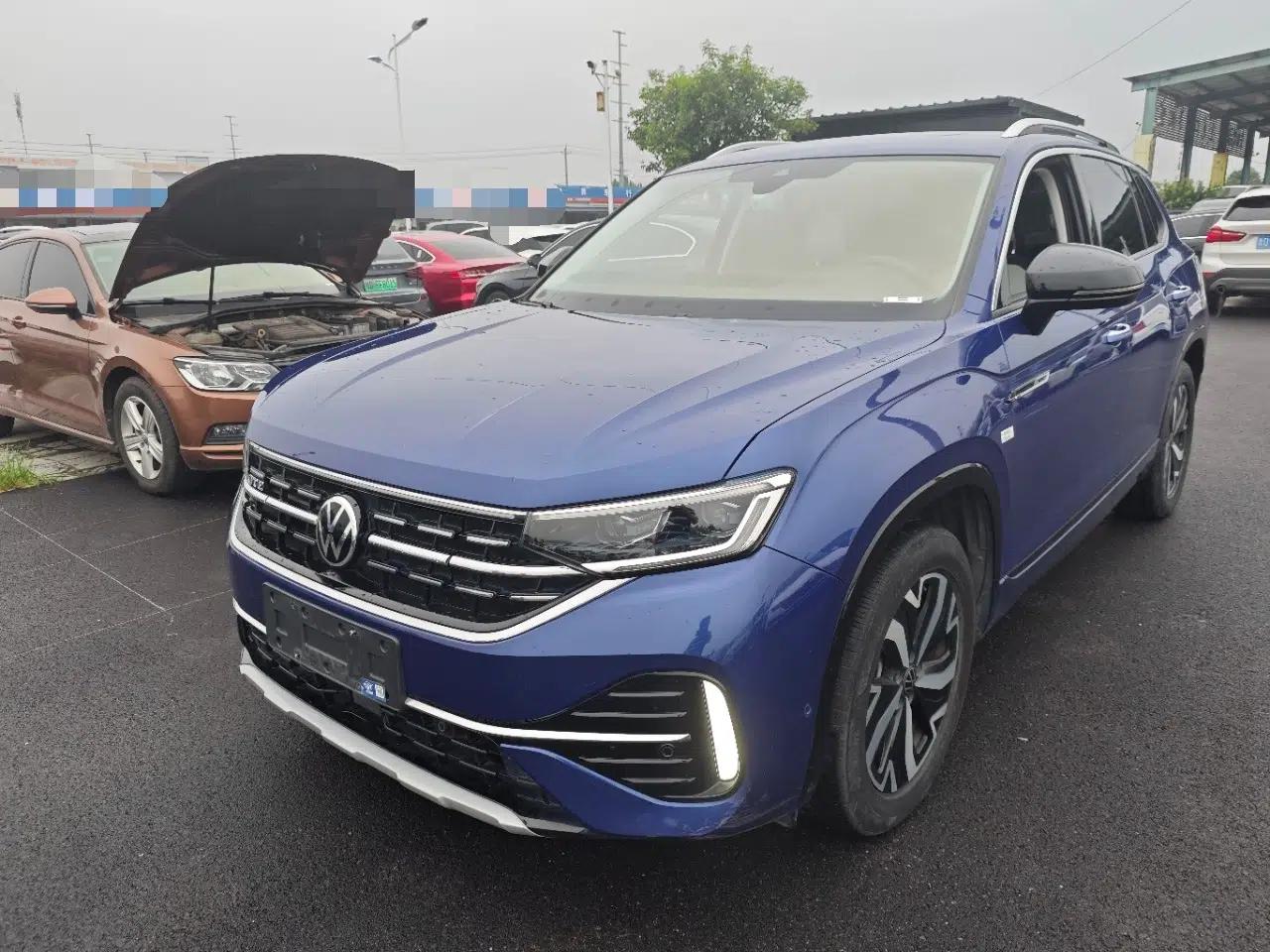 Volkswagen Tayron GTE Plug-in Hybrid 2023 280TSI Luxury Plus Advanced Edition — миниатюра 1