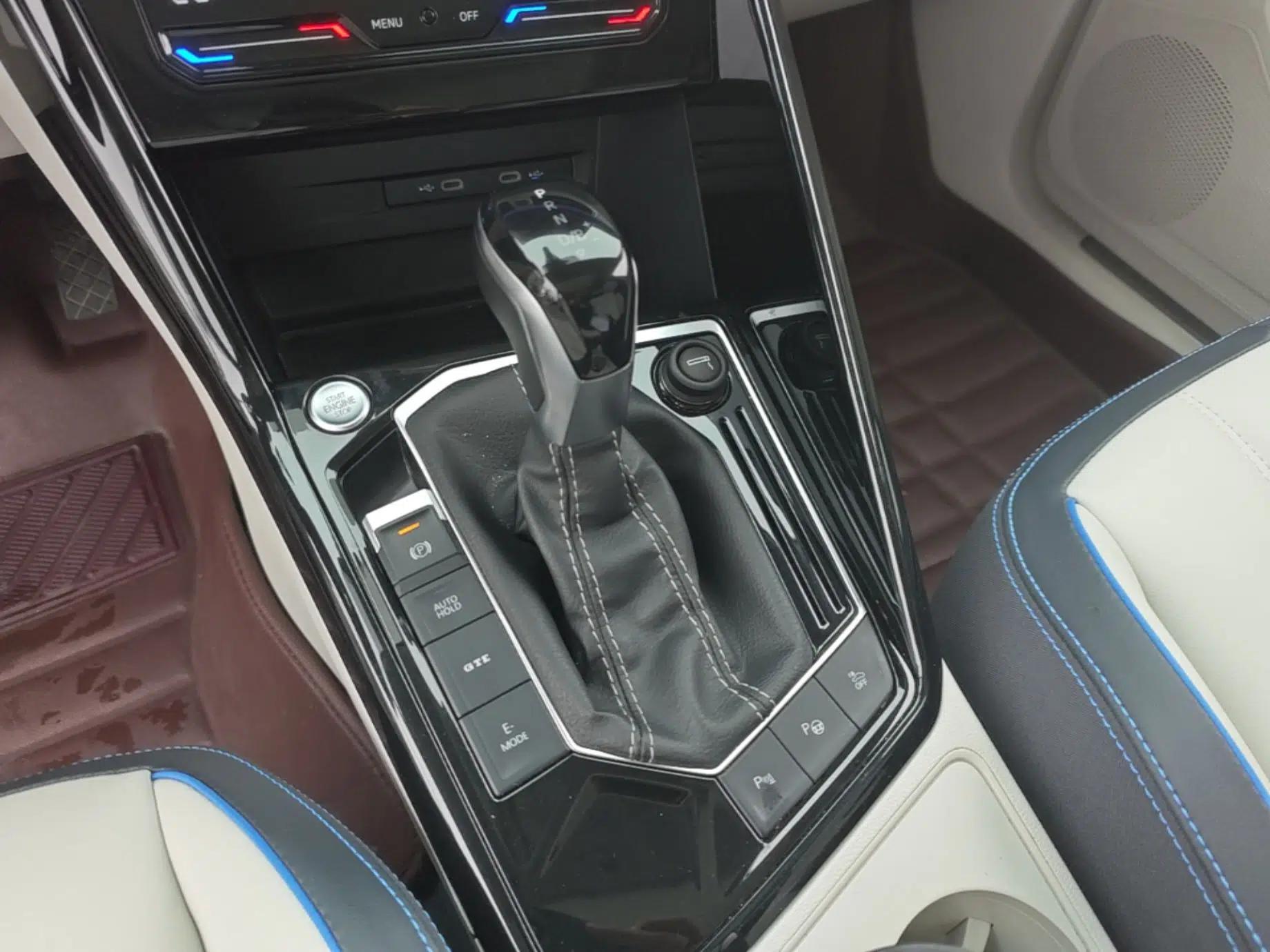 Volkswagen Tayron GTE Plug-in Hybrid 2023 280TSI Luxury Plus Advanced Edition — миниатюра 16