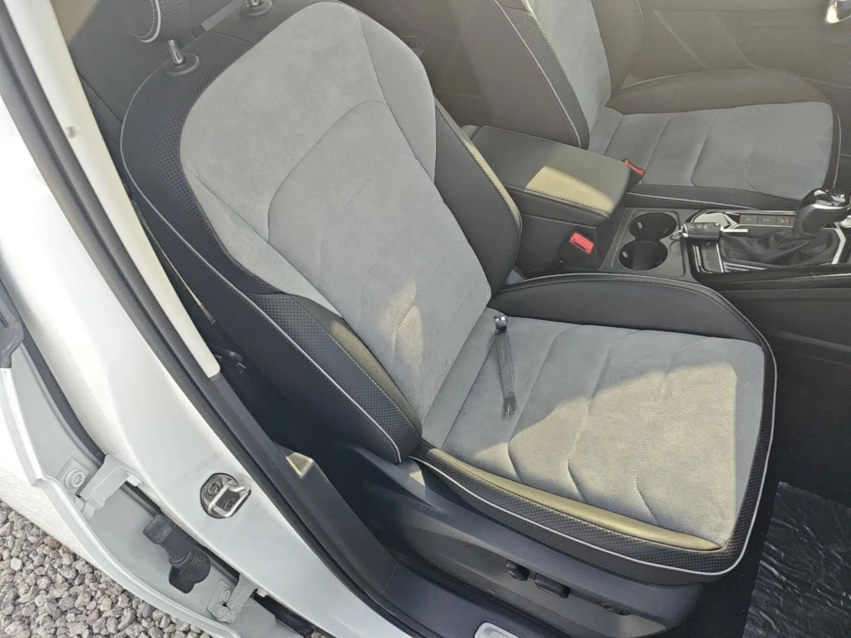 Volkswagen Tayron X 2020 330TSI Two-Wheel Drive Luxury Smart Connectivity Version — миниатюра 24
