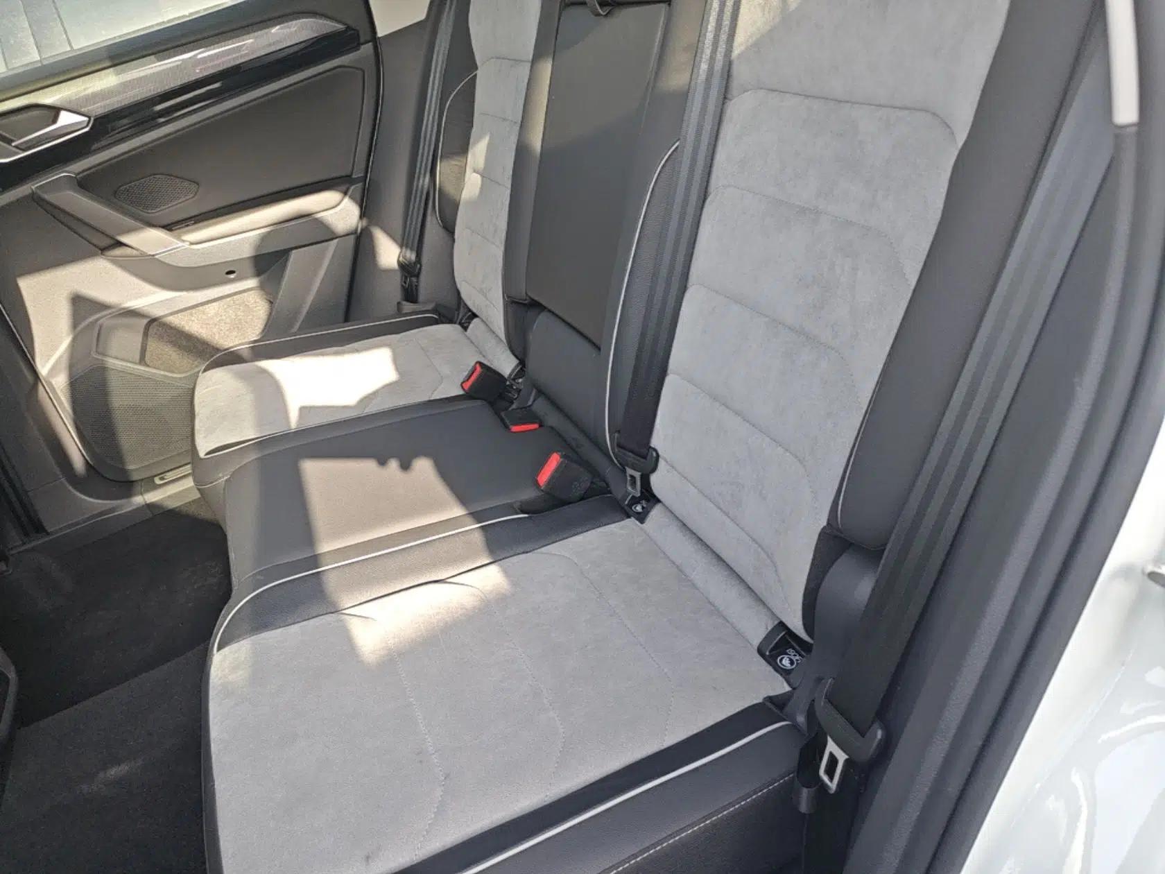 Volkswagen Tayron X 2020 330TSI Two-Wheel Drive Luxury Smart Connectivity Version — миниатюра 25
