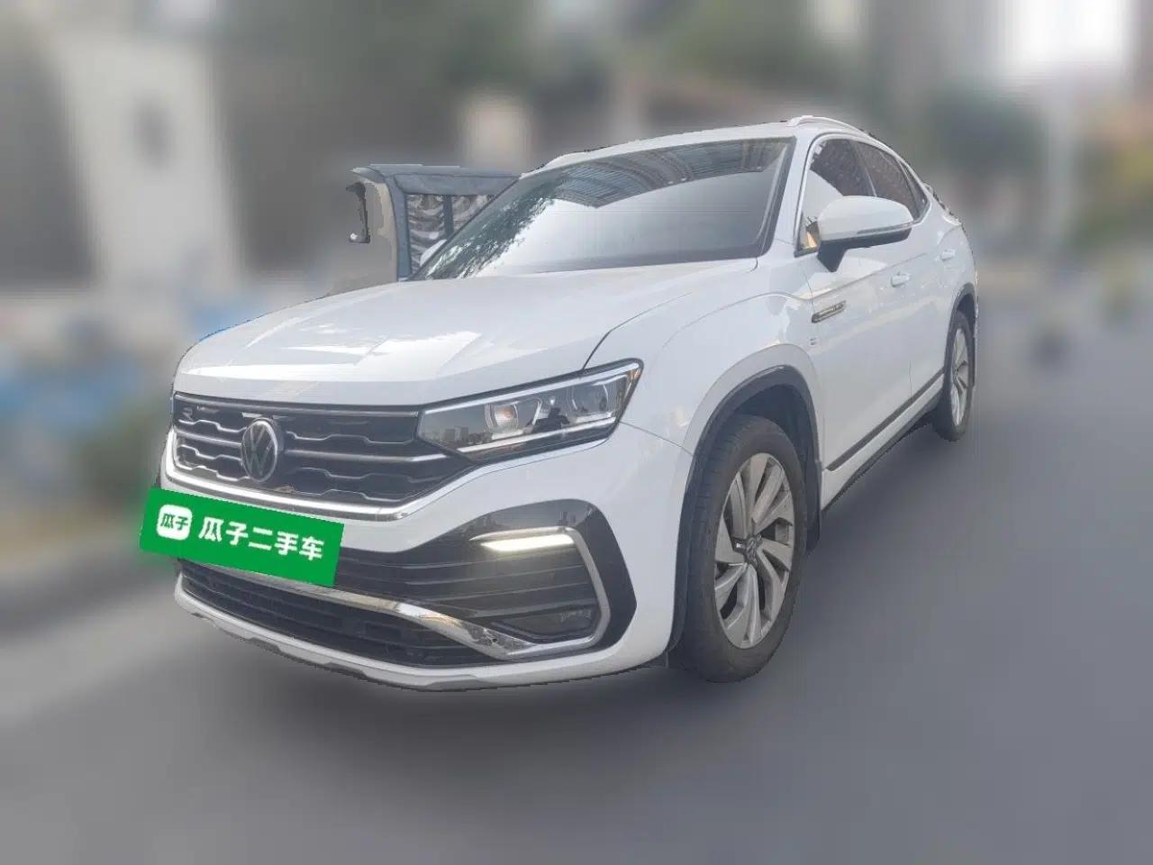 Volkswagen Tayron X 2020 330TSI Two-Wheel Drive Luxury Smart Connectivity Version — миниатюра 1