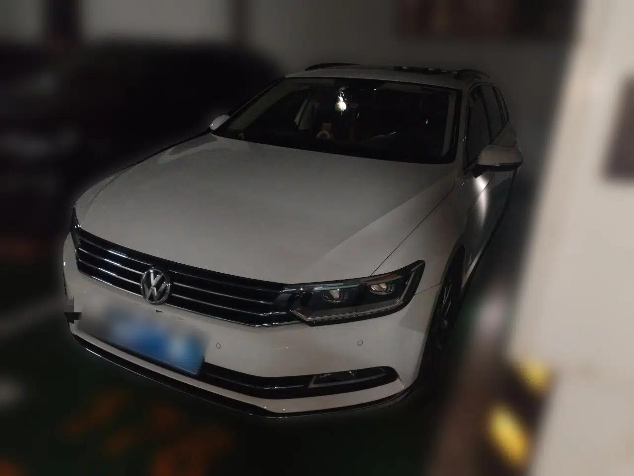 Volkswagen Variant 2018 380TSI Two-Wheel Drive Comfort Edition — миниатюра 1