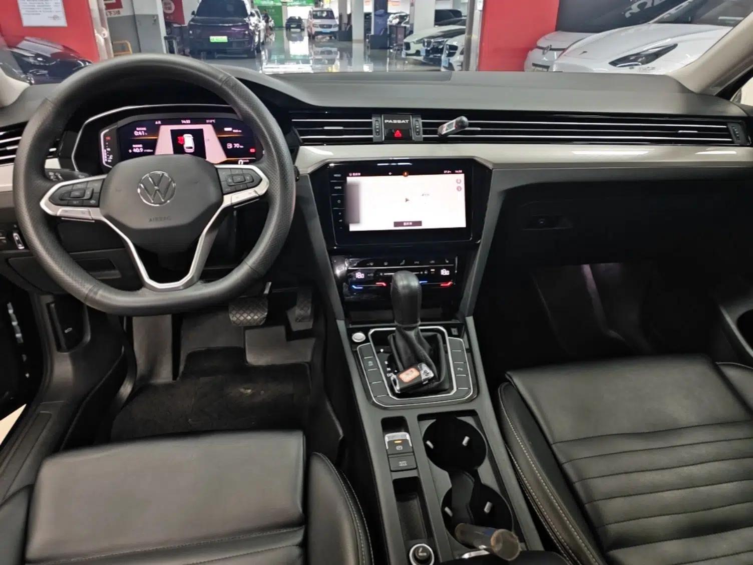 Volkswagen Variant 2021 2.0T Comfort Edition — миниатюра 12