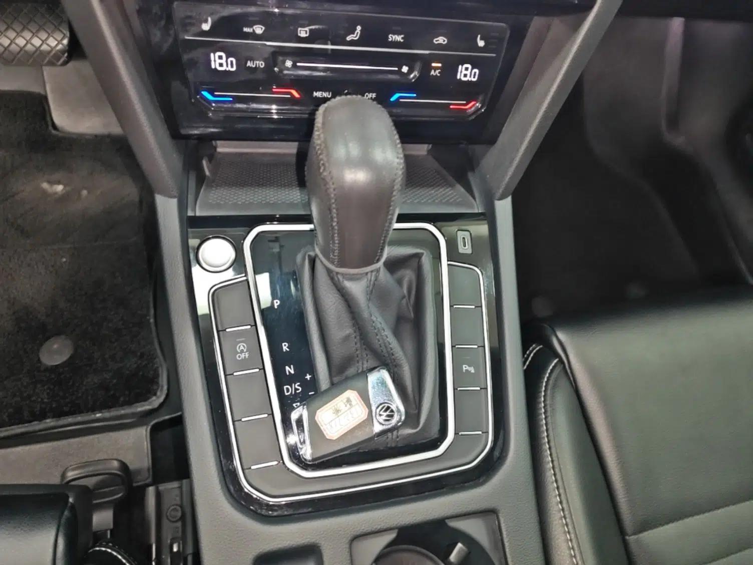 Volkswagen Variant 2021 2.0T Comfort Edition — миниатюра 16