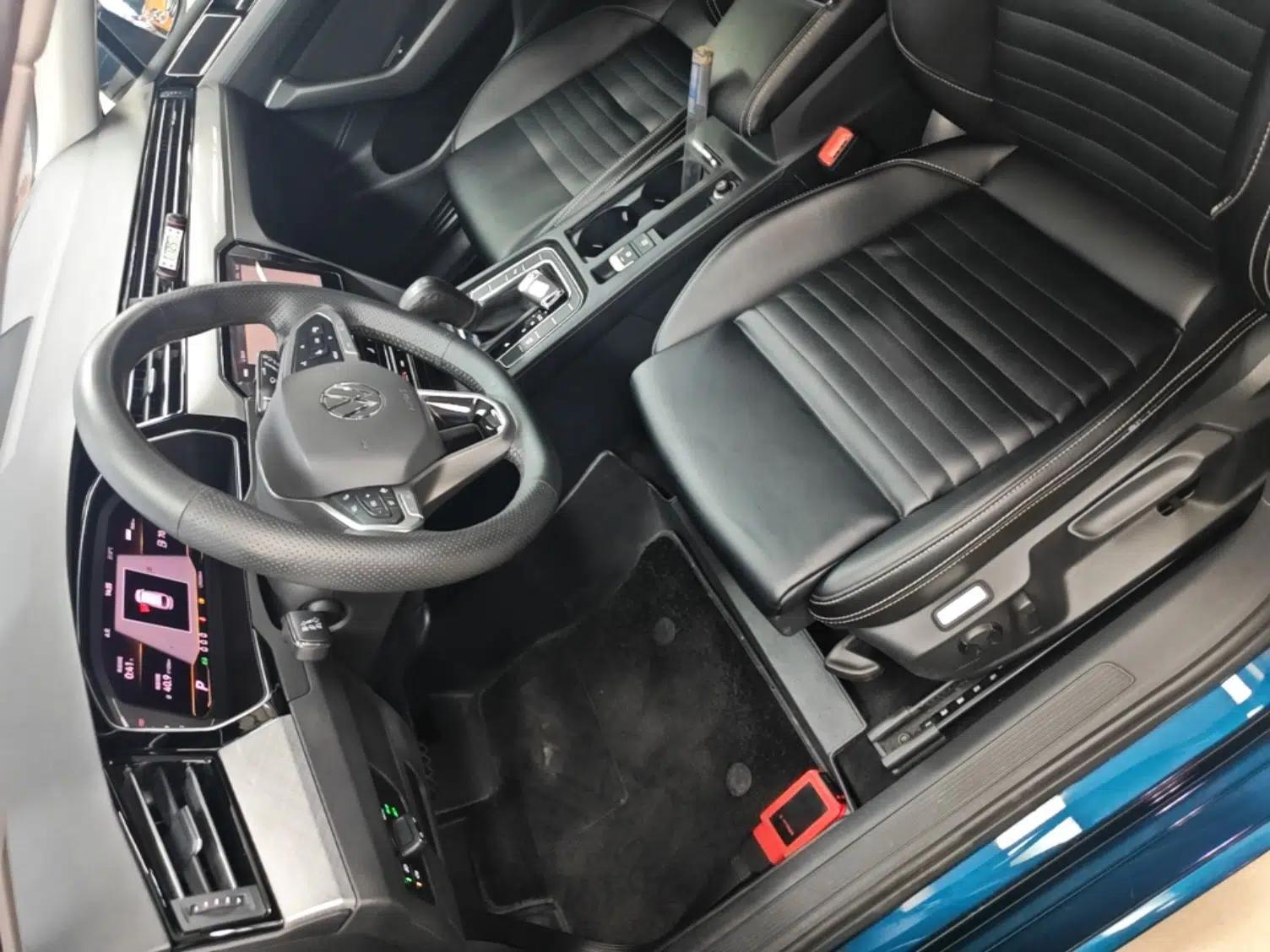 Volkswagen Variant 2021 2.0T Comfort Edition — миниатюра 17