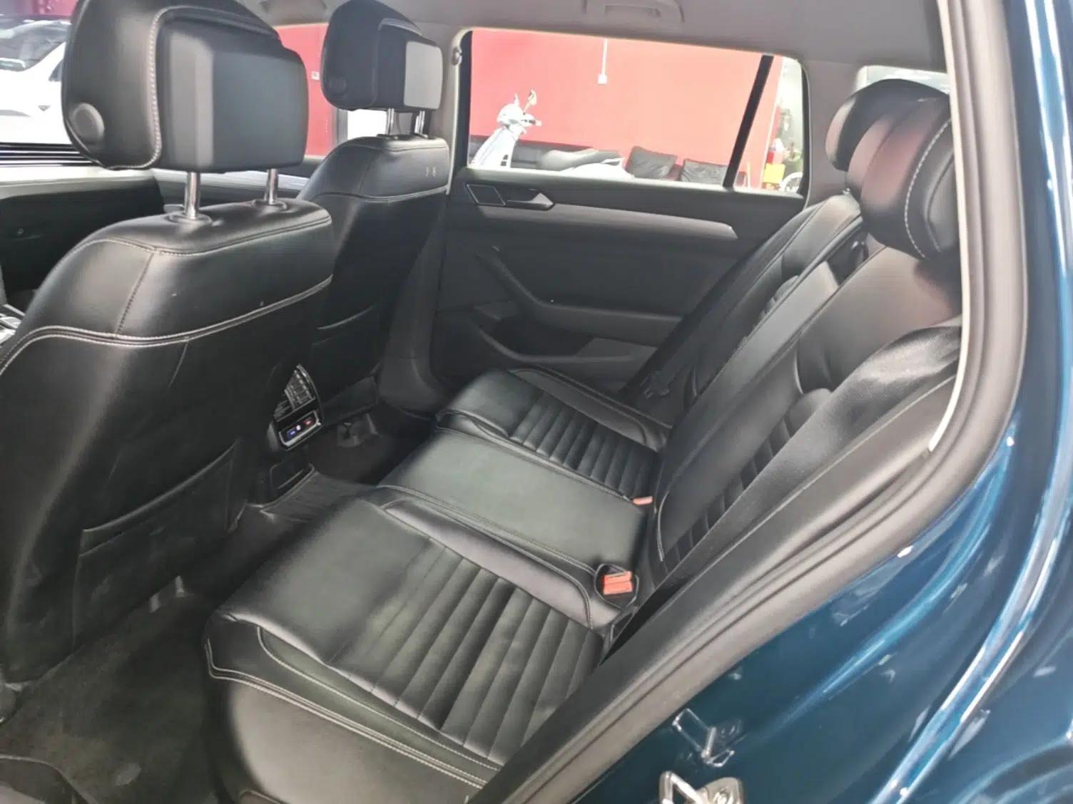 Volkswagen Variant 2021 2.0T Comfort Edition — миниатюра 20