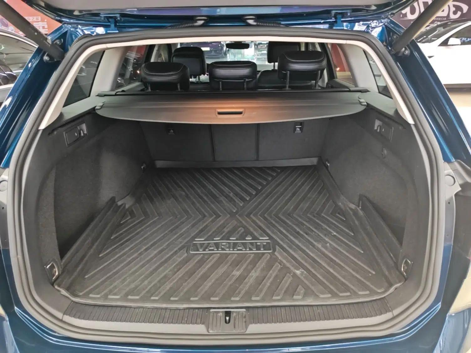 Volkswagen Variant 2021 2.0T Comfort Edition — миниатюра 22