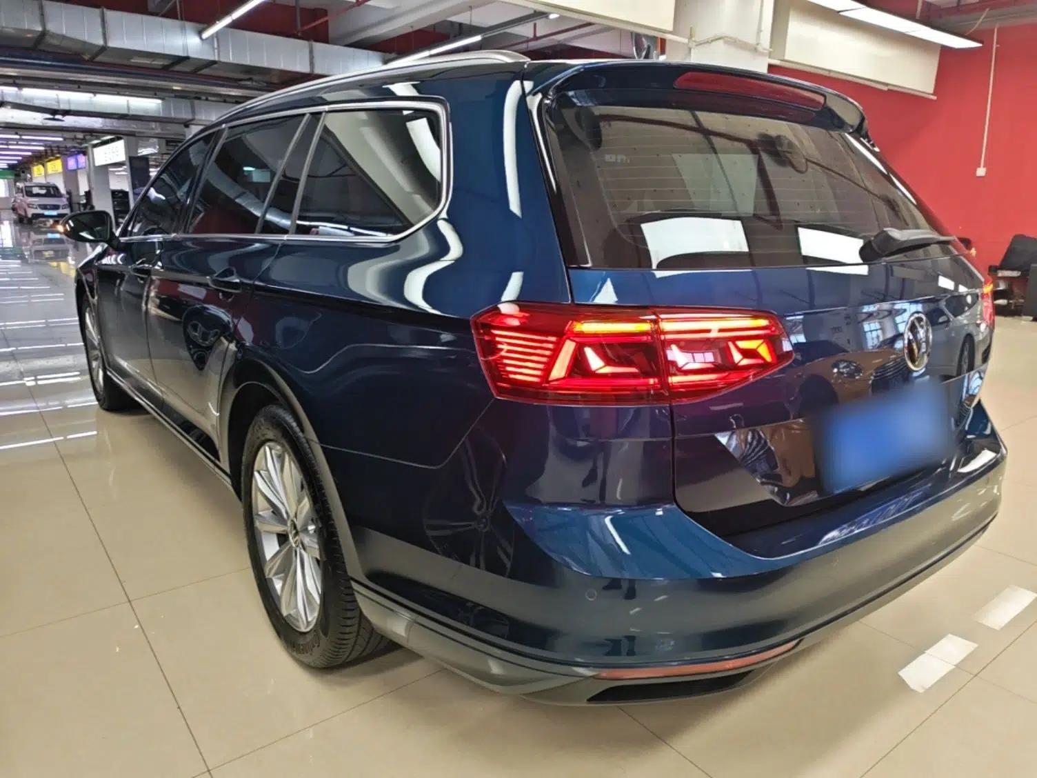 Volkswagen Variant 2021 2.0T Comfort Edition — миниатюра 4