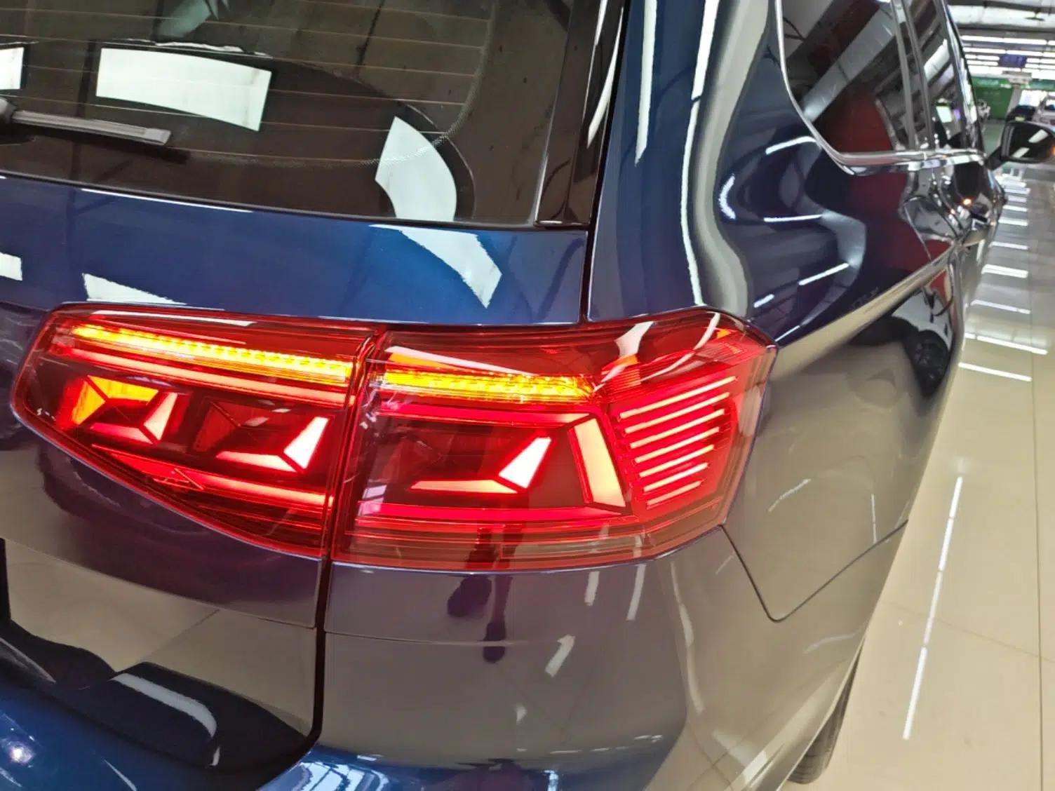 Volkswagen Variant 2021 2.0T Comfort Edition — миниатюра 9