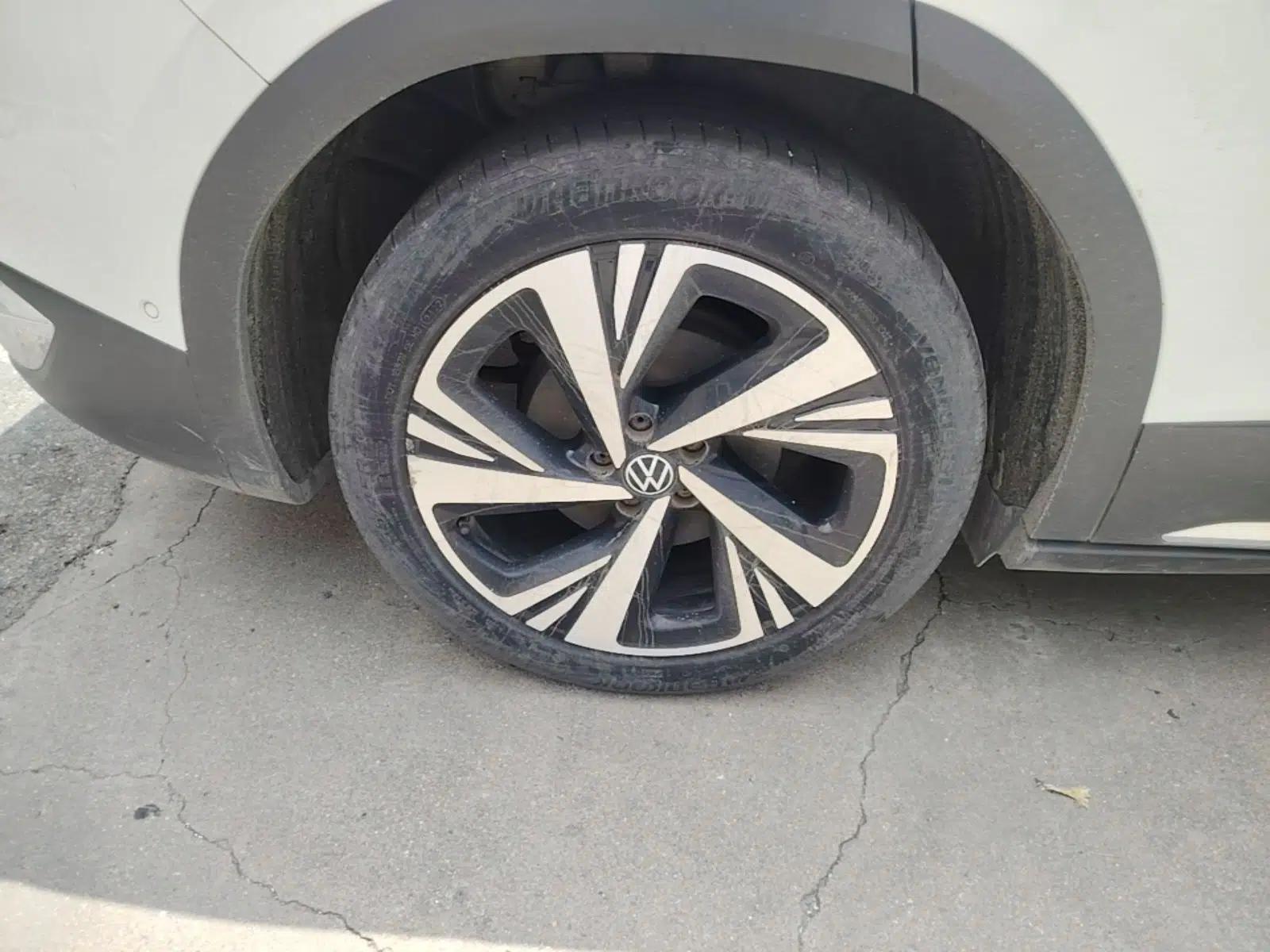 Volkswagen ID.6 CROZZ 2022 Long-Range PRO Edition — миниатюра 11