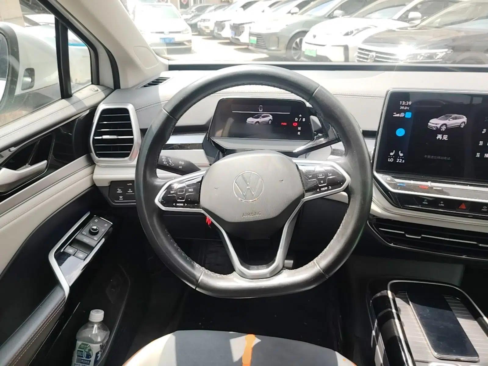 Volkswagen ID.6 CROZZ 2022 Long-Range PRO Edition — миниатюра 13