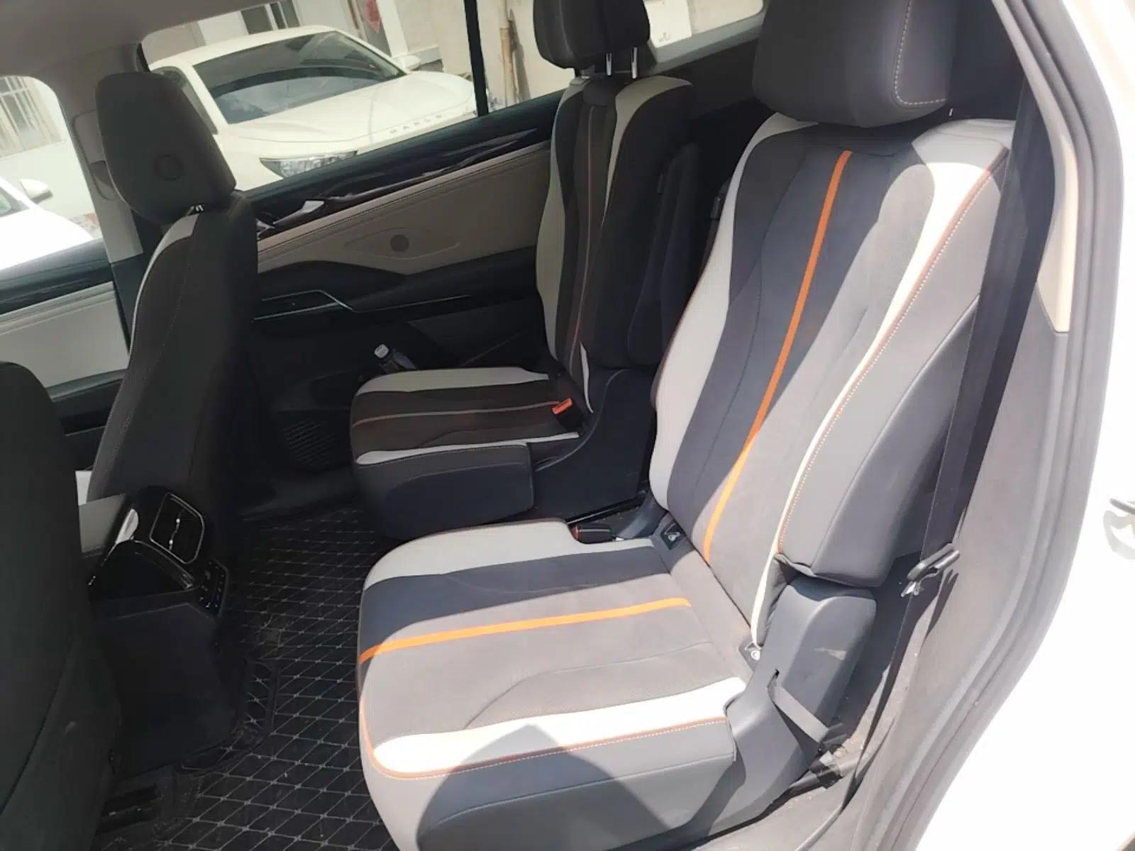 Volkswagen ID.6 CROZZ 2022 Long-Range PRO Edition — миниатюра 20