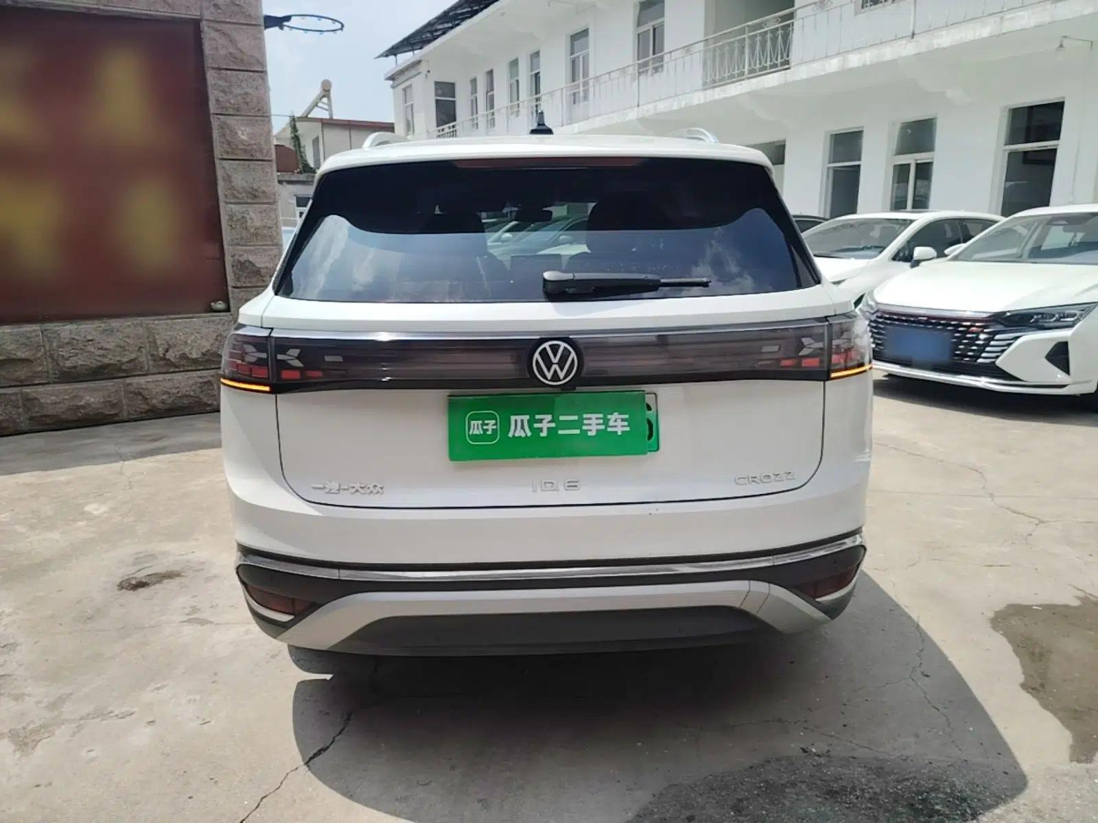 Volkswagen ID.6 CROZZ 2022 Long-Range PRO Edition — миниатюра 5