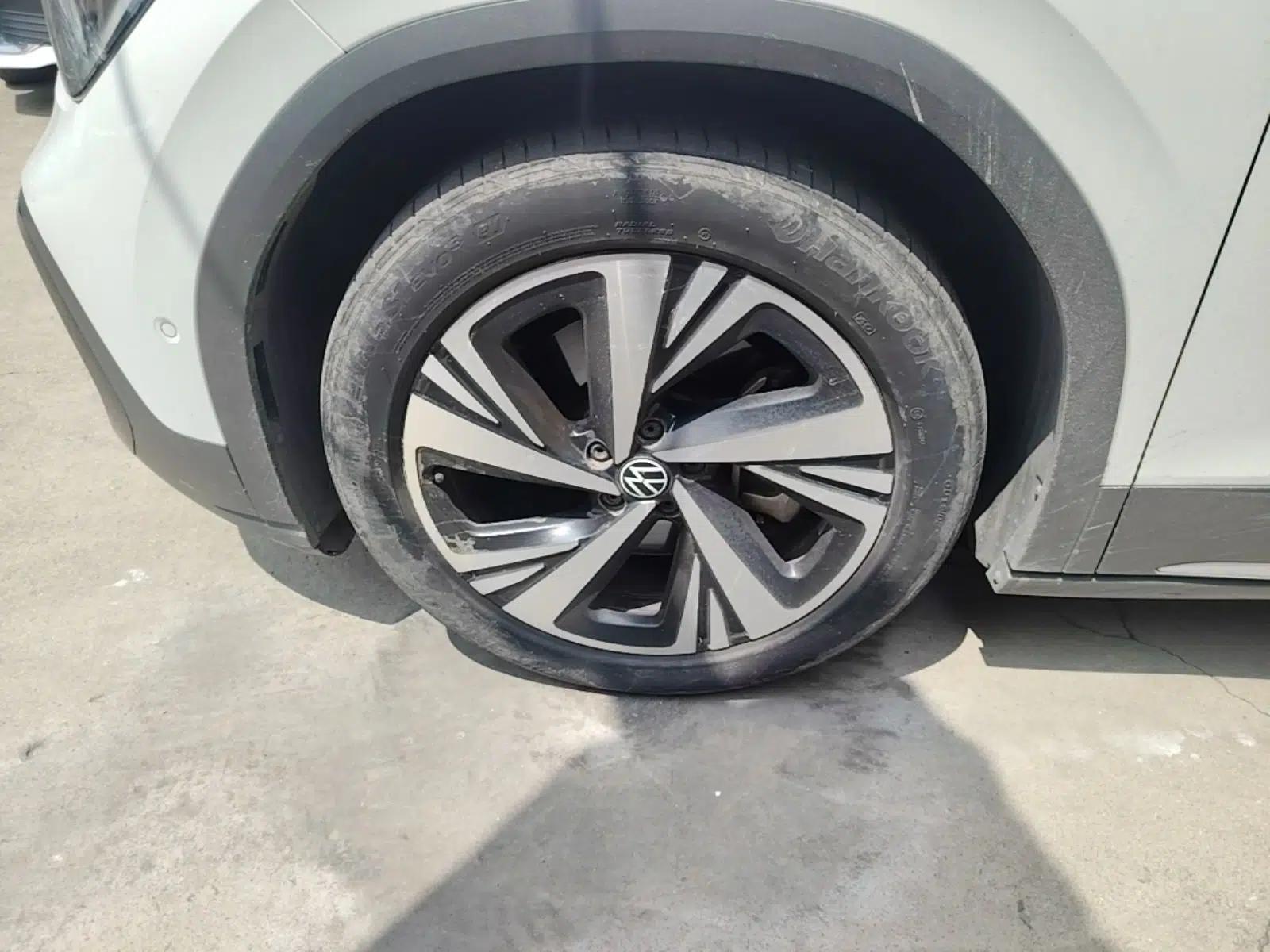 Volkswagen ID.6 CROZZ 2022 Long-Range PRO Edition — миниатюра 10