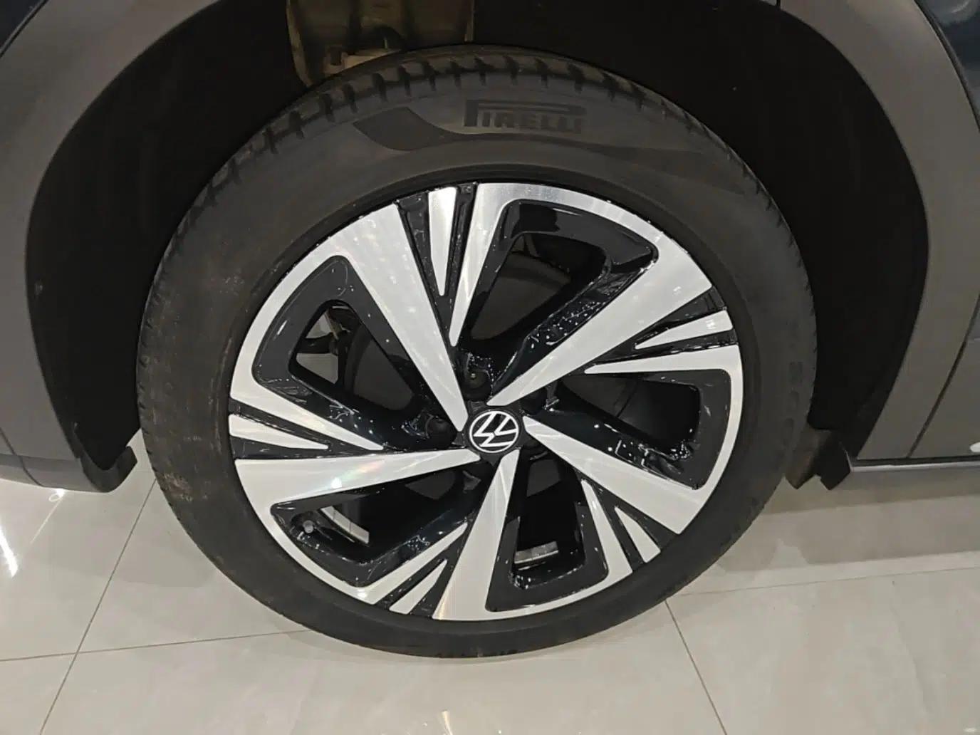 Volkswagen ID.6 CROZZ 2022 Long-Range PRO Edition — миниатюра 11