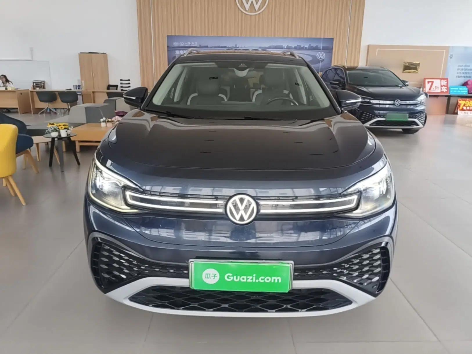 Volkswagen ID.6 CROZZ 2021 Long-Range PURE+ Edition — миниатюра 2
