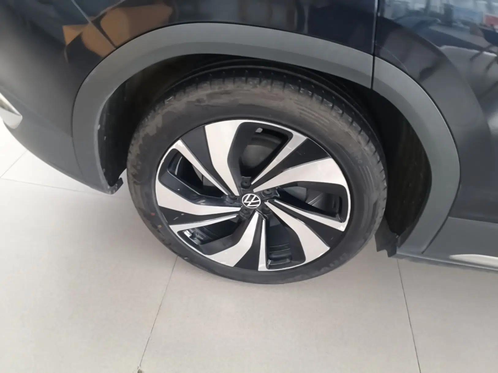 Volkswagen ID.6 CROZZ 2021 Long-Range PURE+ Edition — миниатюра 11