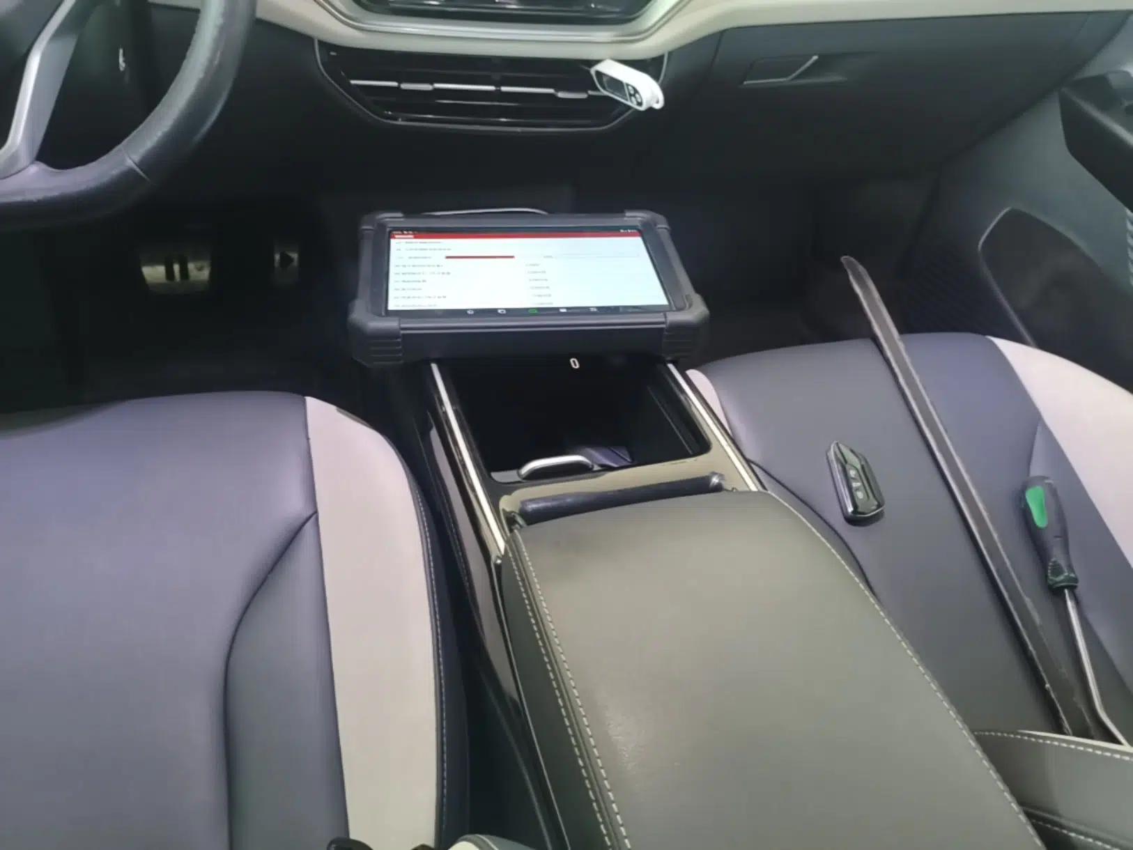 Volkswagen ID.6 CROZZ 2021 Long-Range PURE+ Edition — миниатюра 16