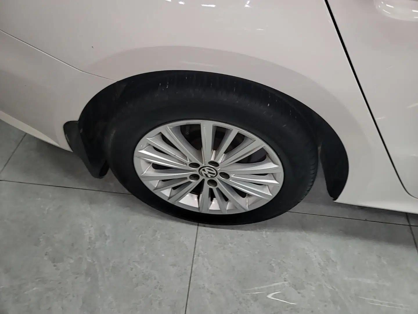 Volkswagen Gran Lavida 2013 1.4 TSI Automatic Comfort Model — миниатюра 11